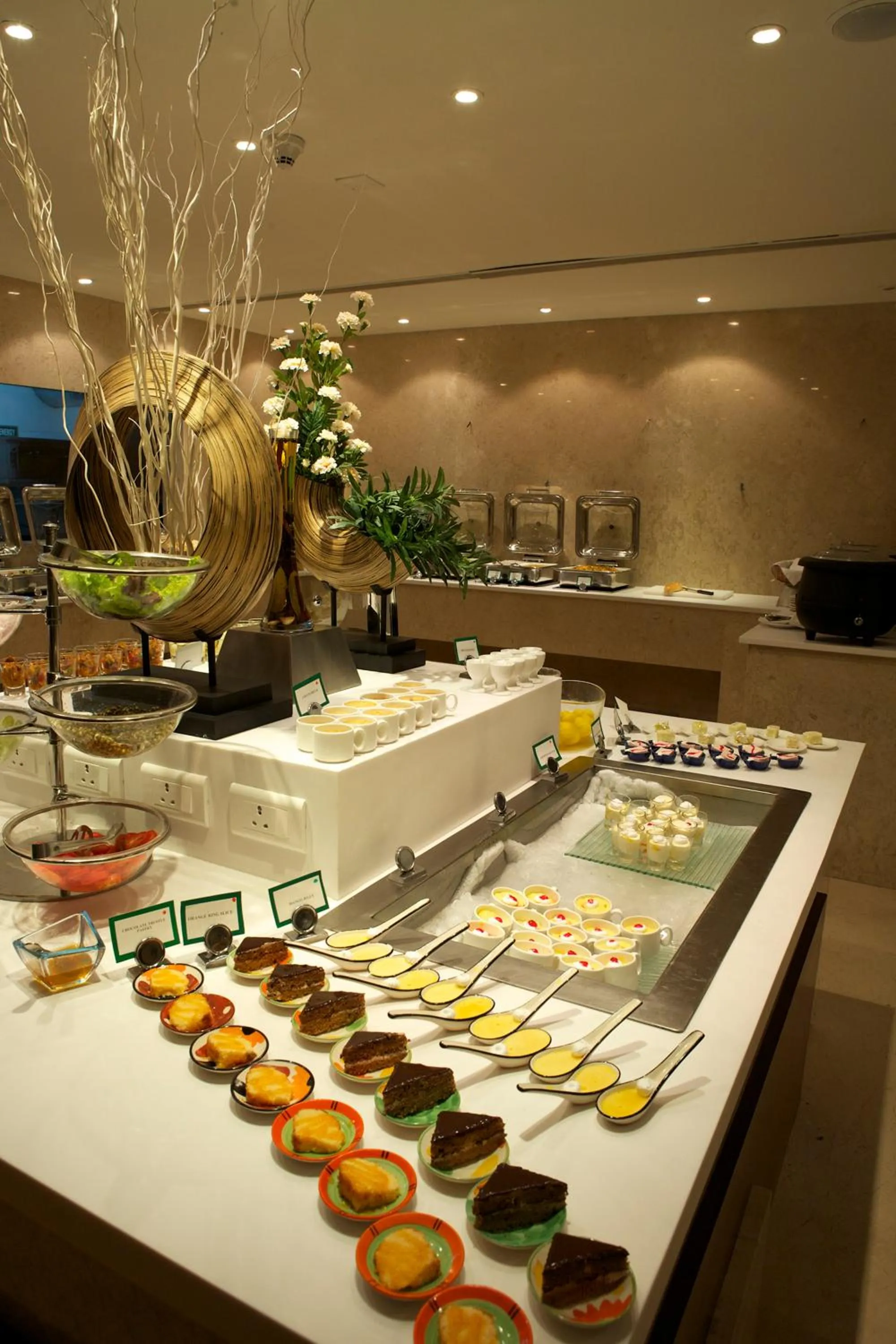 Food and drinks in Peerless Hotel Hyderabad