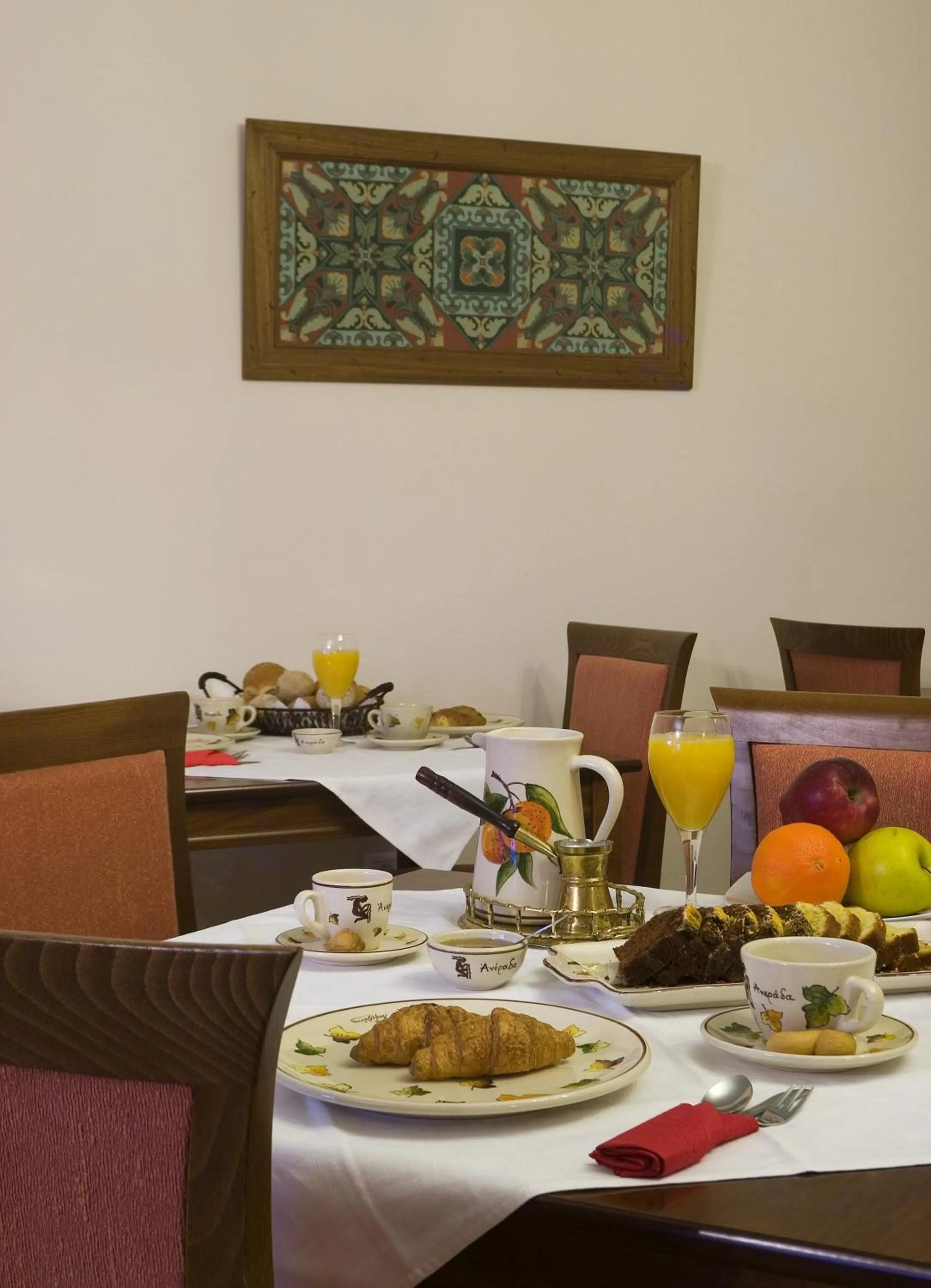 Restaurant/places to eat in Anerada Hotel