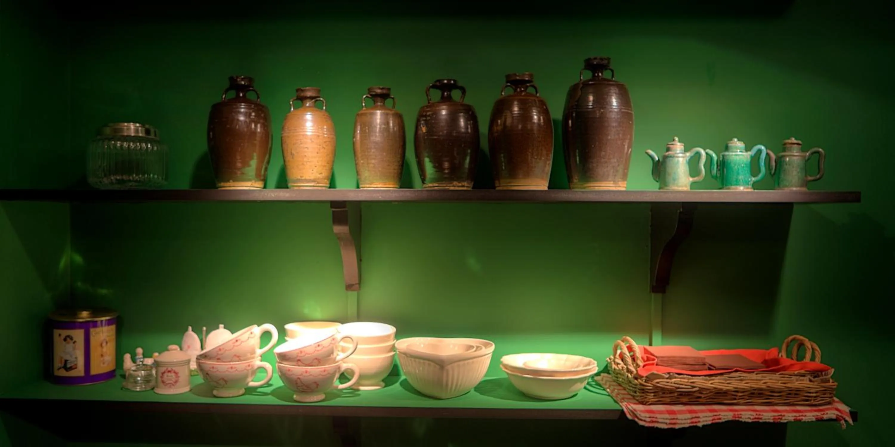 Coffee/tea facilities in Menin Gate House