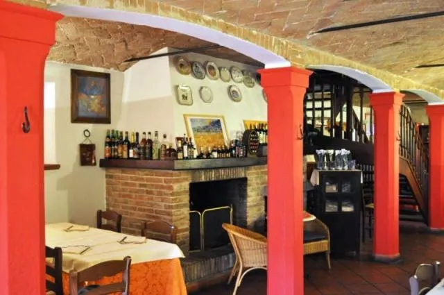 Restaurant/places to eat in Albergo Residence Al Passatore camere & relax