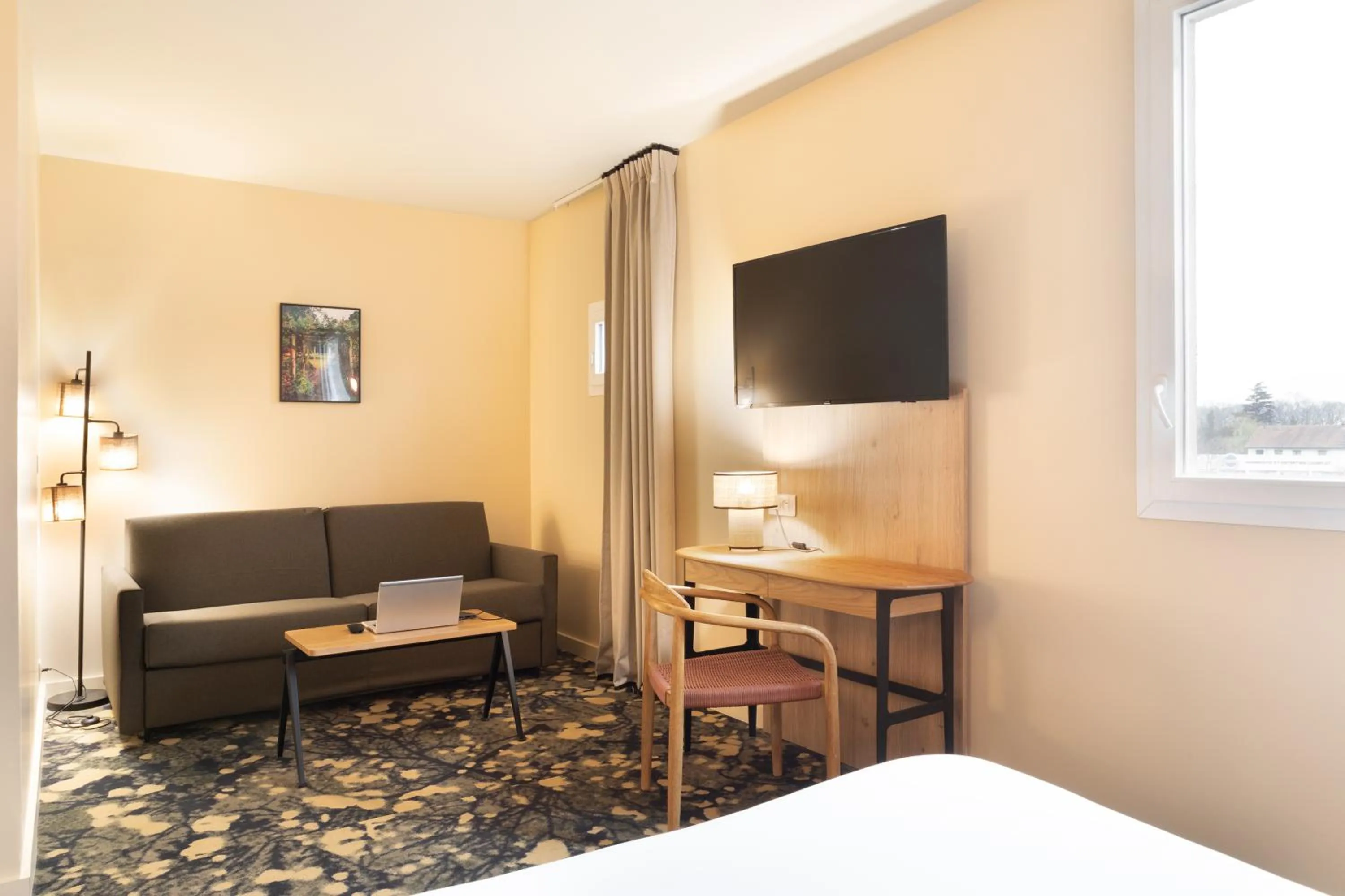 Bedroom, Bed in ibis Styles Versailles Saint Quentin en Yvelines
