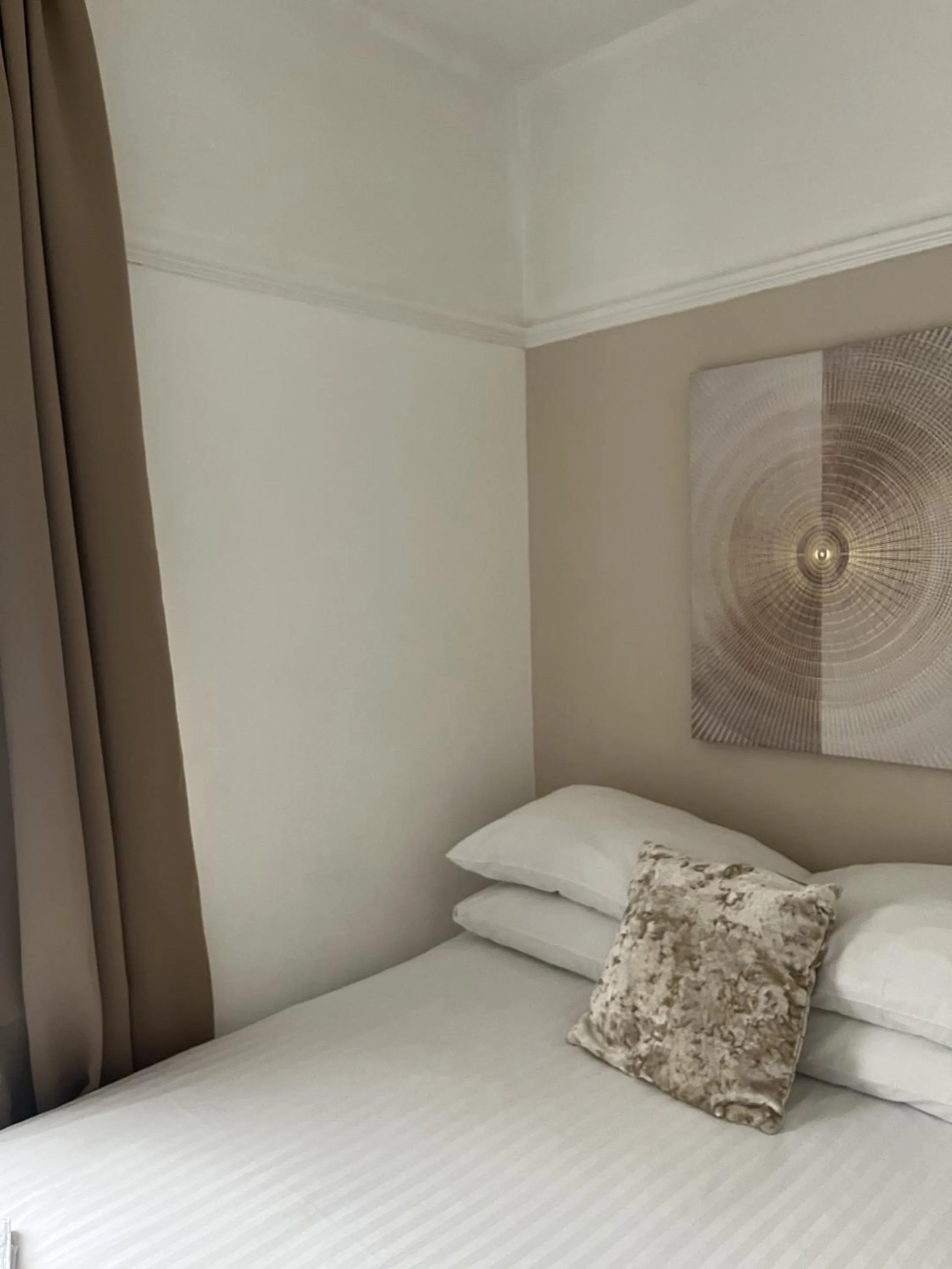 Bedroom, Bed in Stay at 25