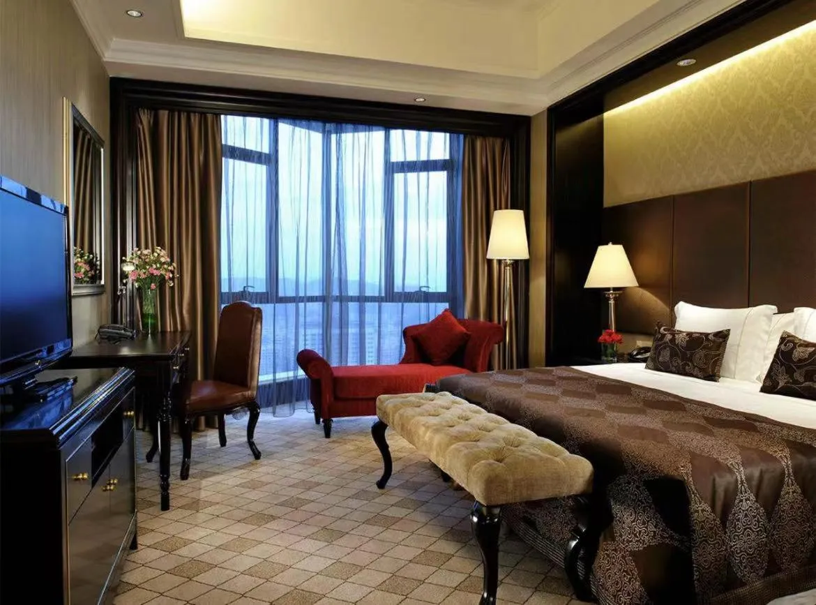 Bed in The COLI Hotel Shenzhen