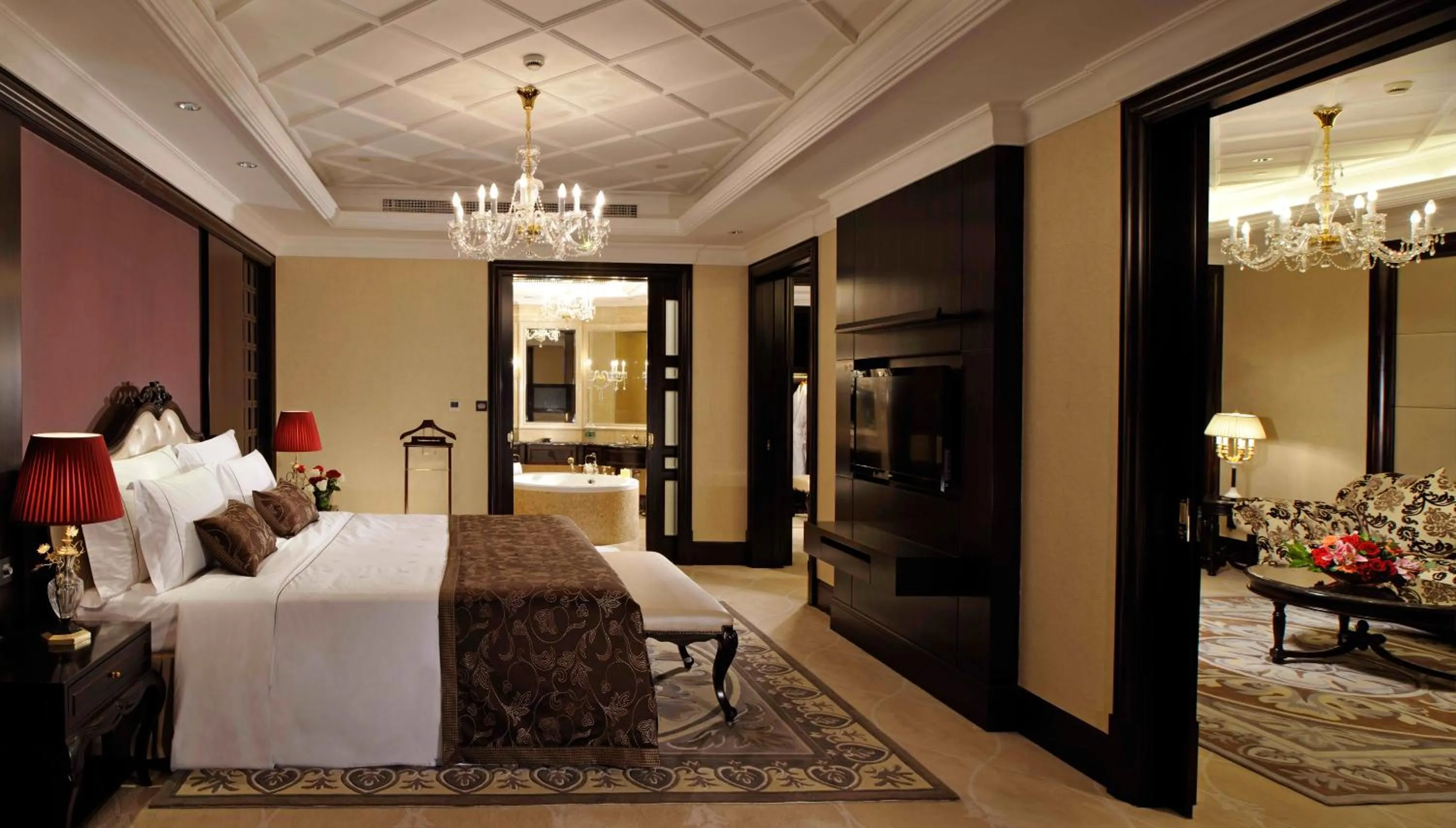 Photo of the whole room, Bed in The COLI Hotel Shenzhen