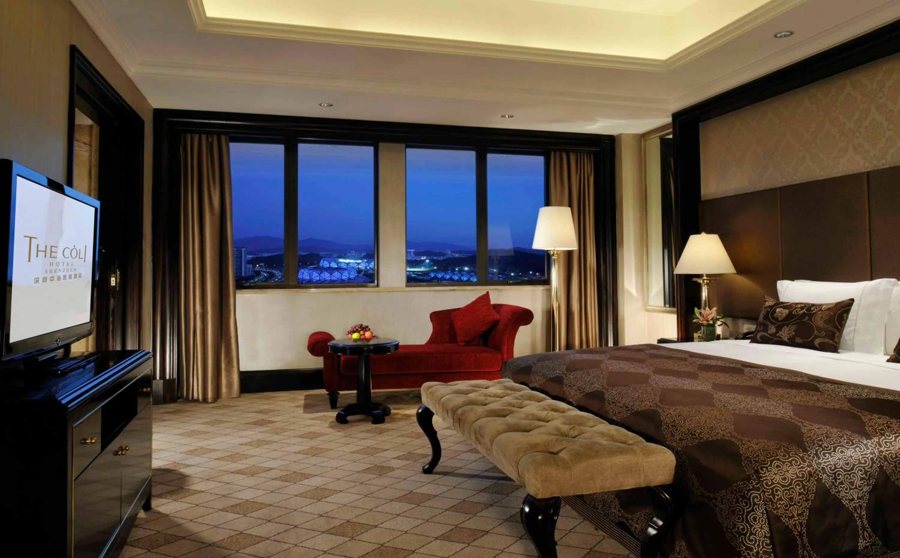 Bed in The COLI Hotel Shenzhen