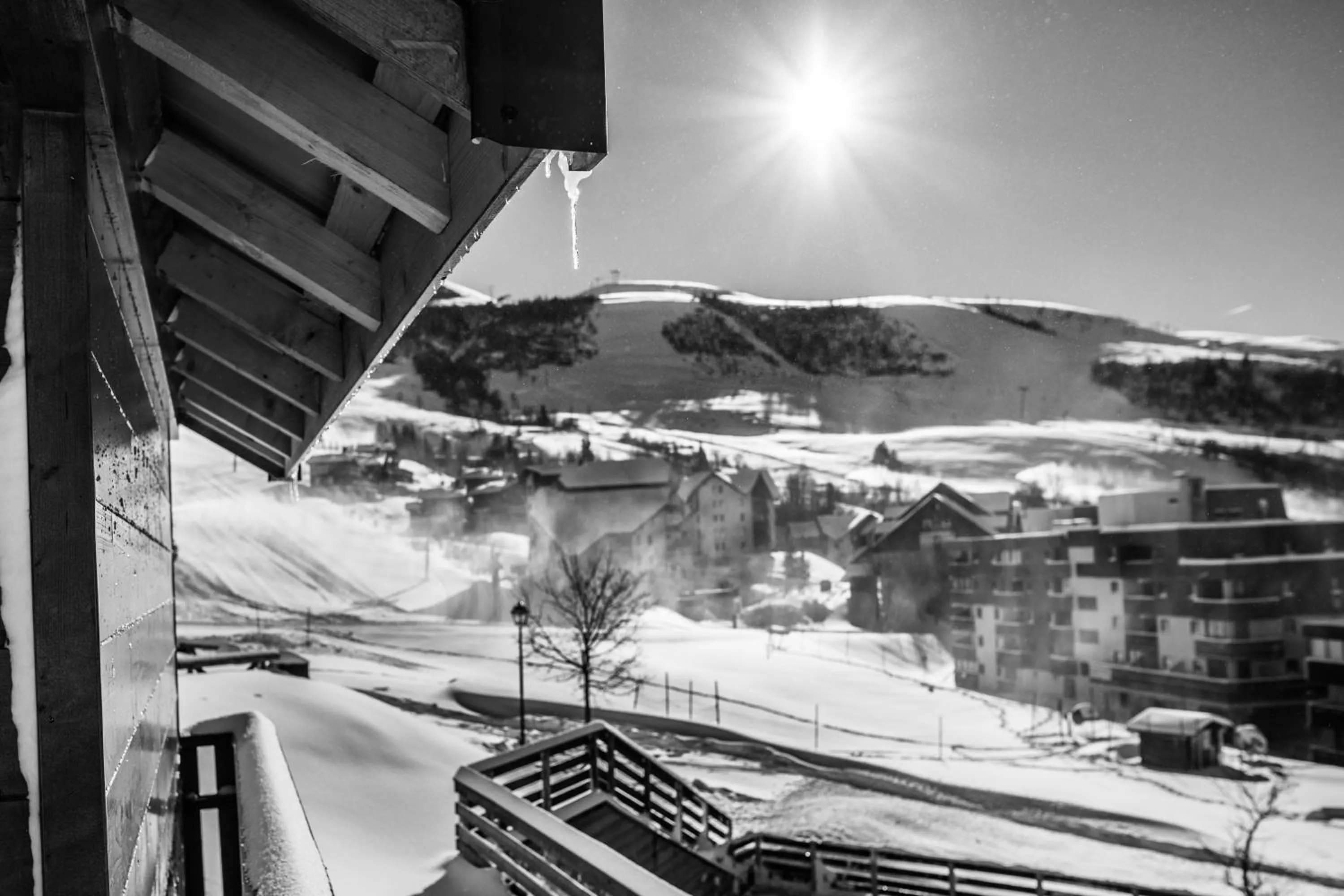 Skiing in Hotel Lac Bleu 1650
