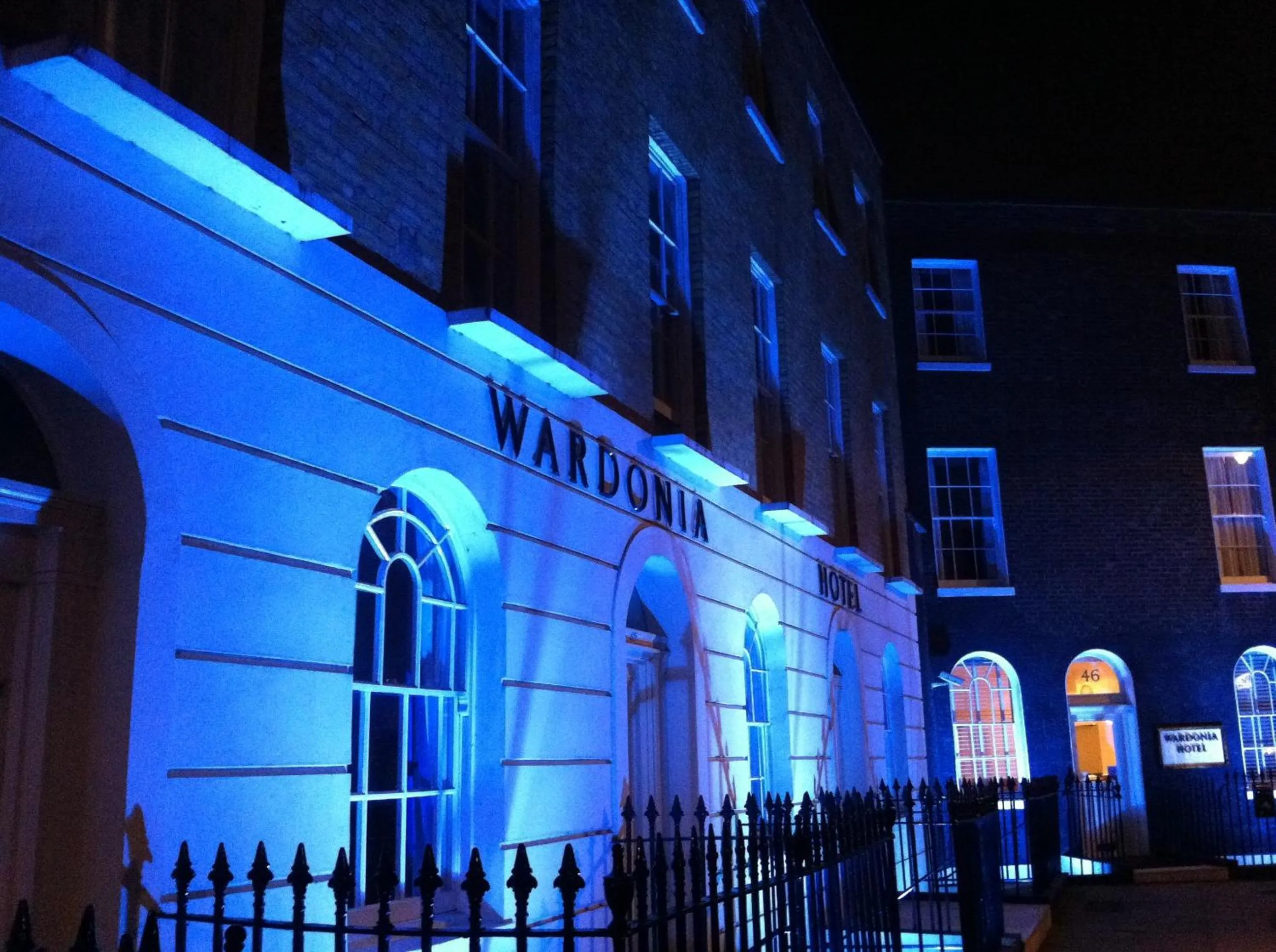 Property building in Wardonia Hotel Kings Cross