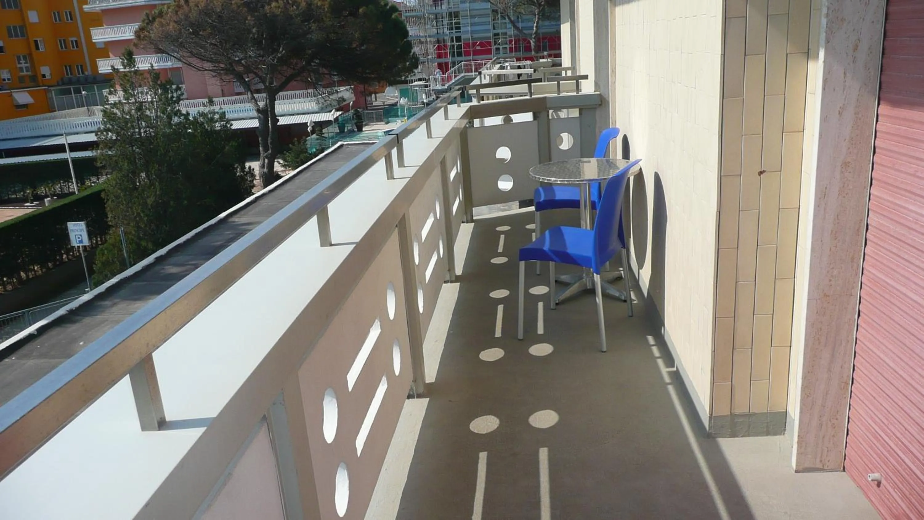 Day in Residence Zenith