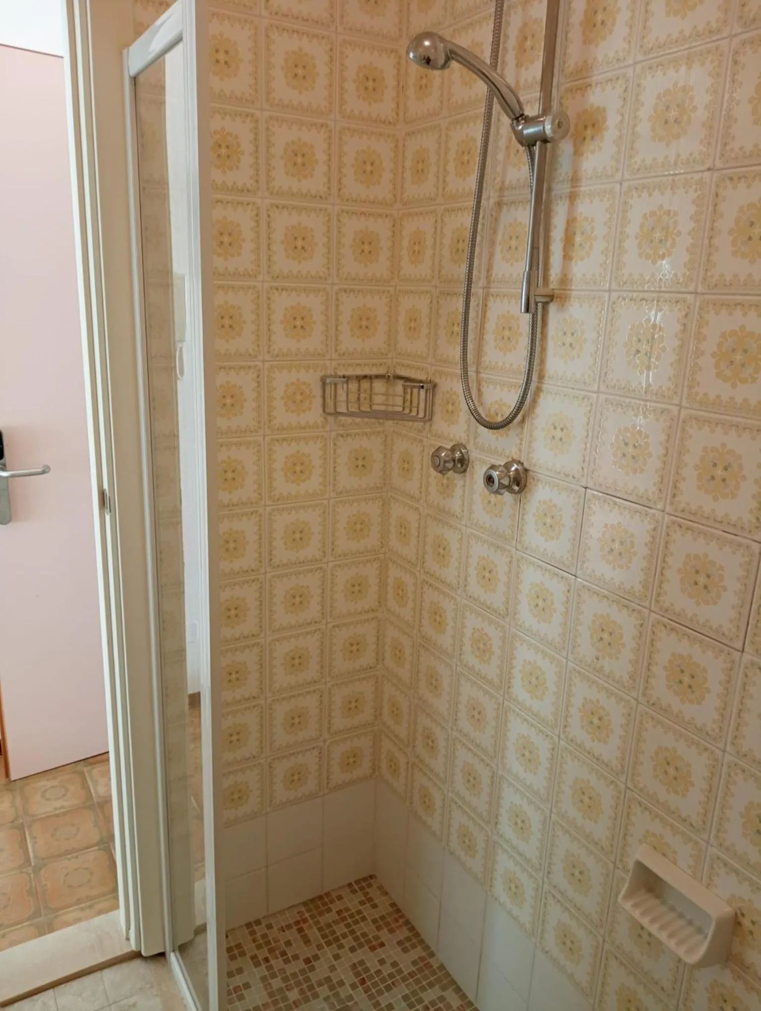 Shower in Residence Zenith