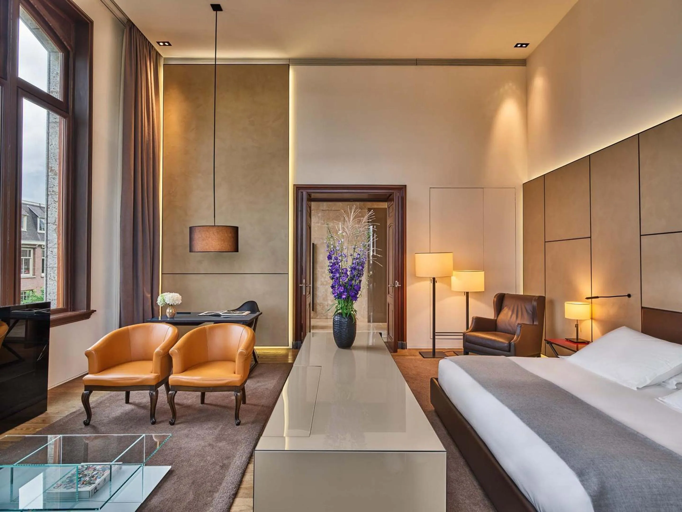 Bedroom, Bed in Conservatorium Hotel - Operated by Mandarin Oriental