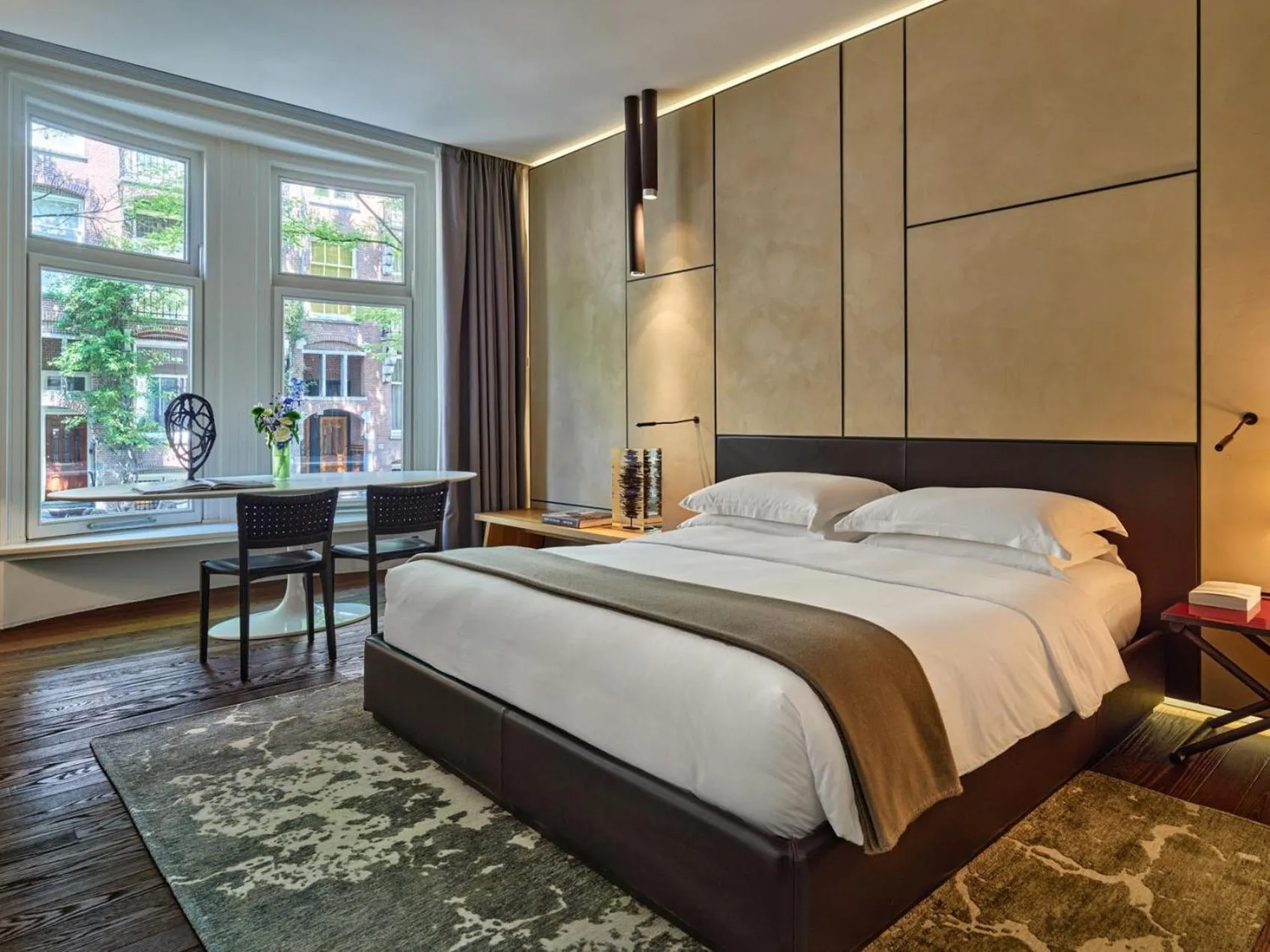 Bedroom, Bed in Conservatorium Hotel - Operated by Mandarin Oriental
