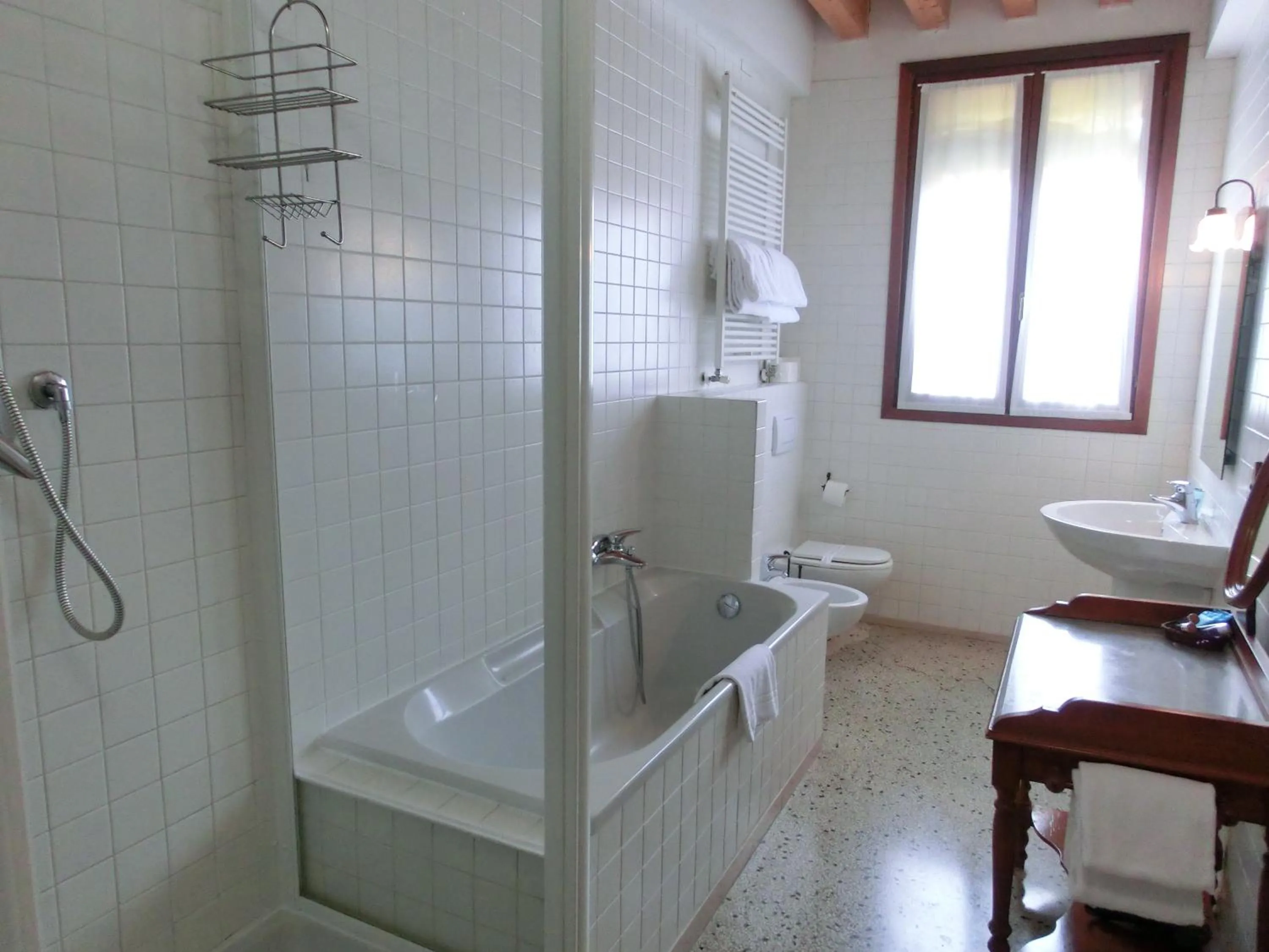 Shower in B&B Al Palazzetto