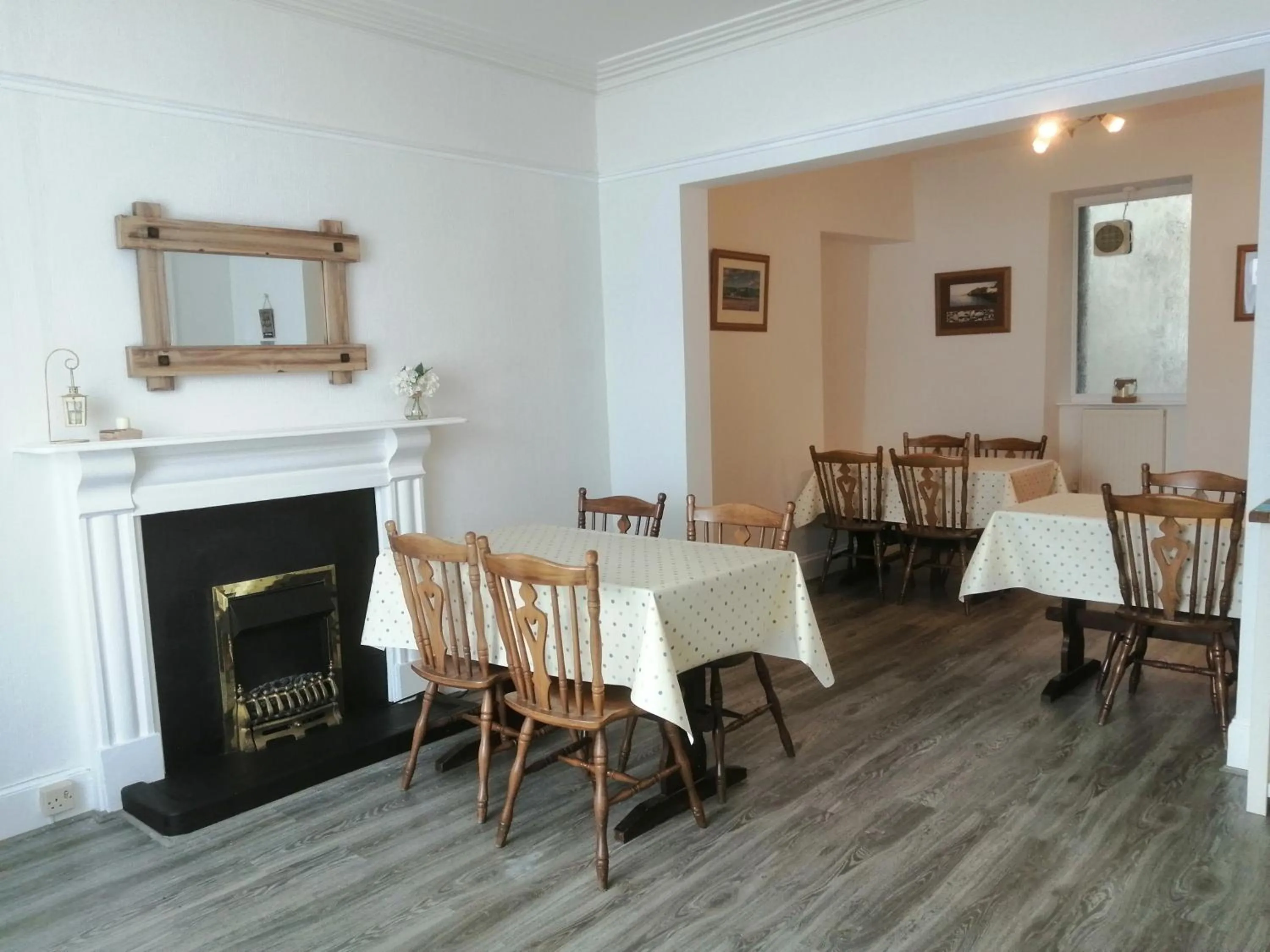 Breakfast in Harbourlight Guesthouse