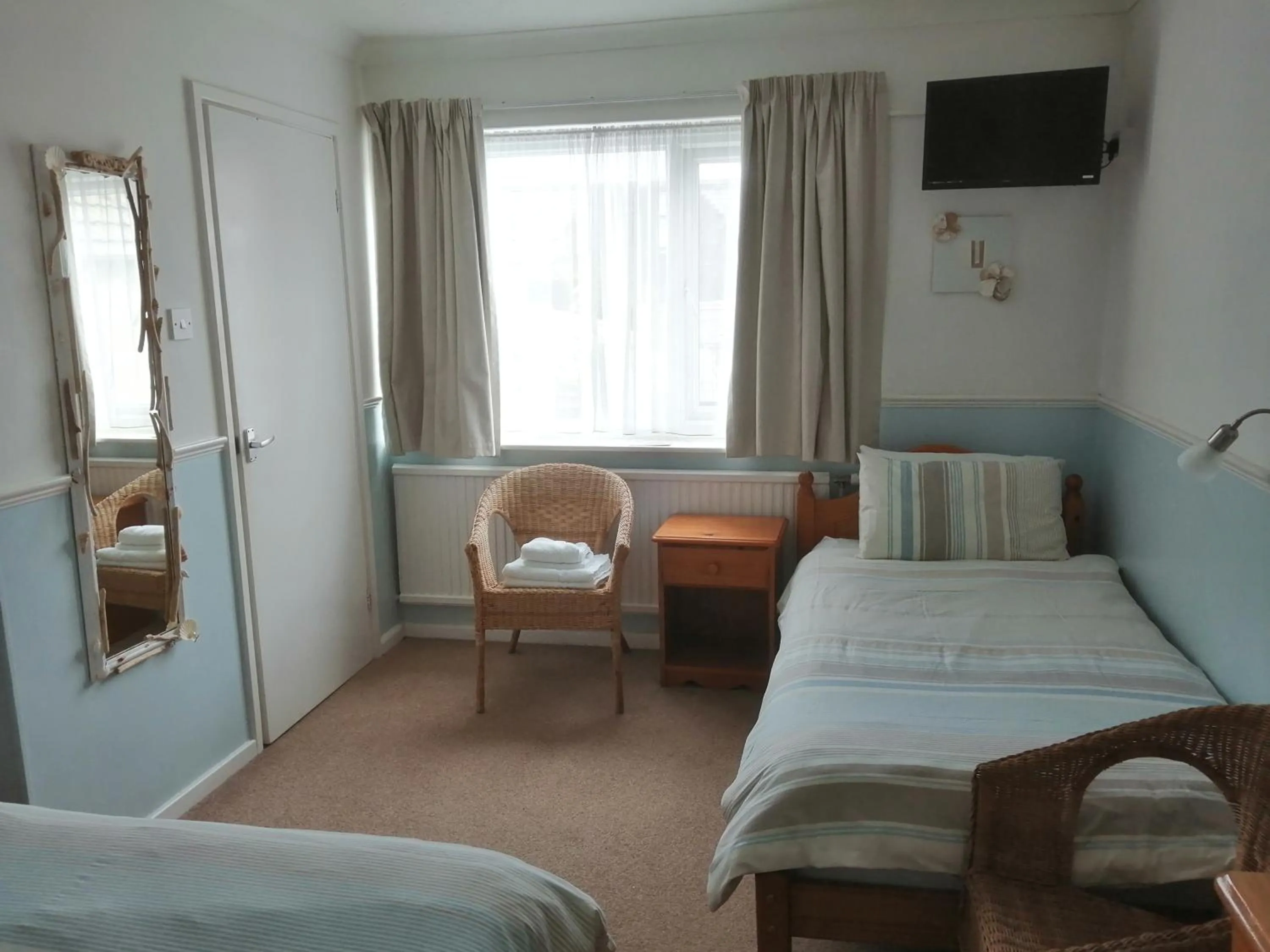 Bedroom, Bed in Harbourlight Guesthouse