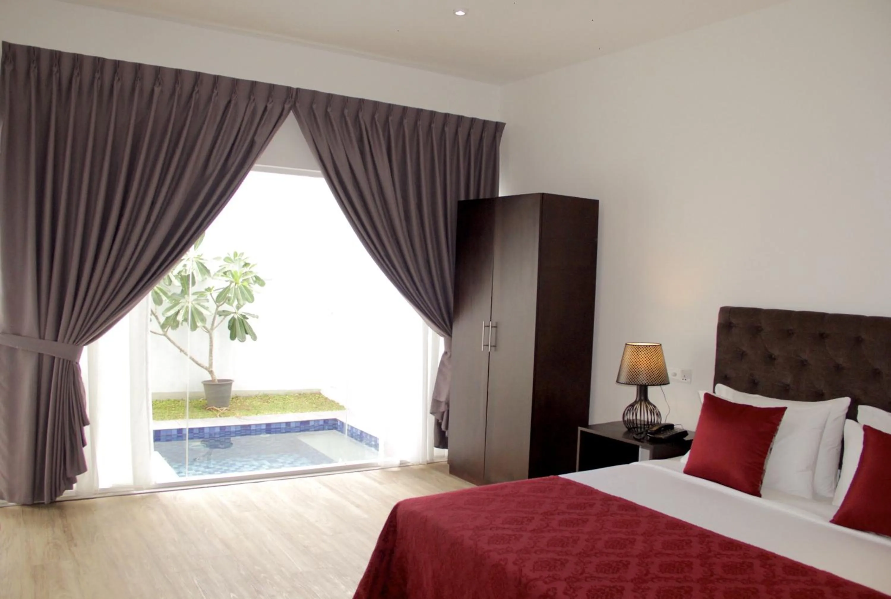 Bedroom, Bed in Daffodils Beach Negombo