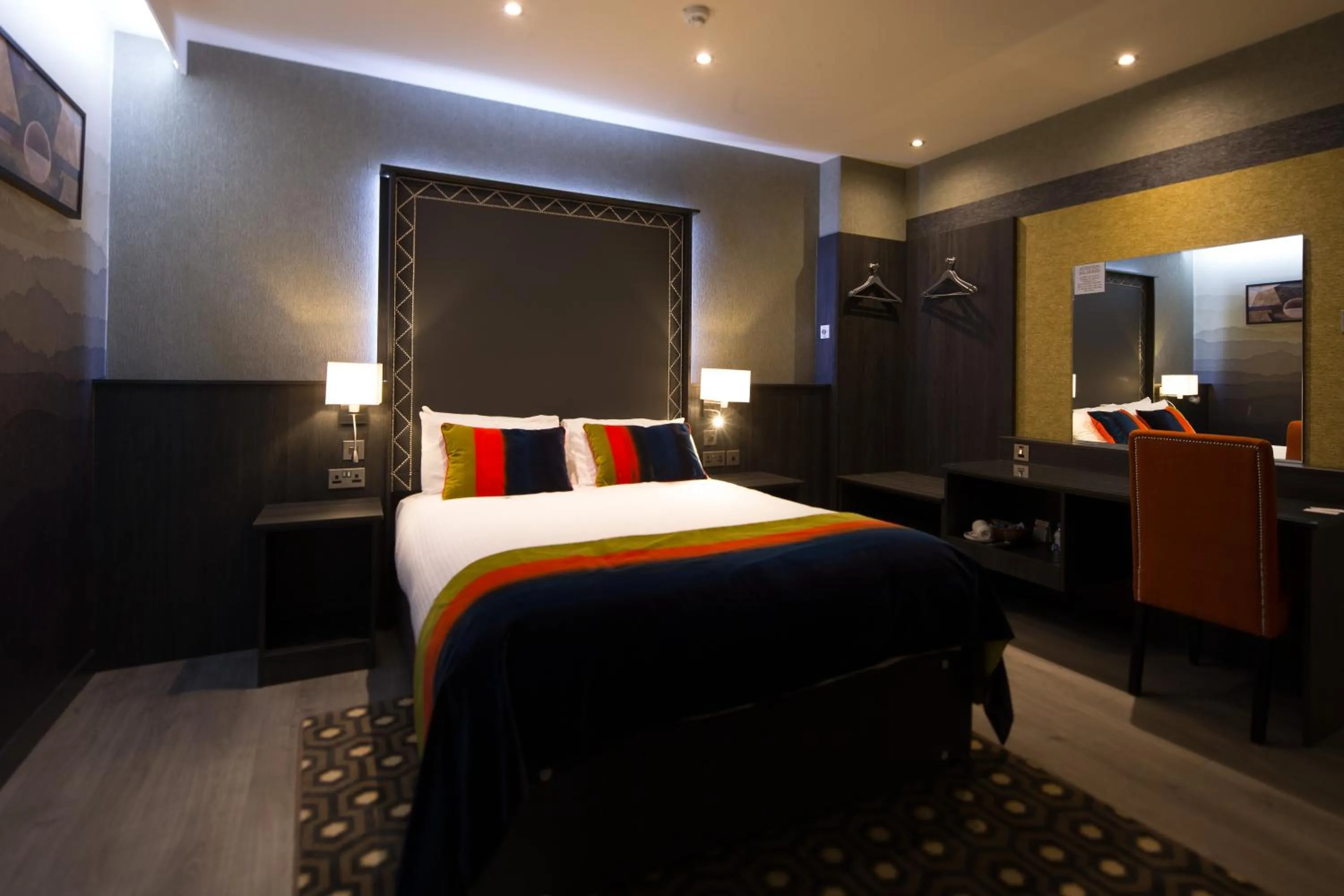 Bed in Glenavon House Hotel