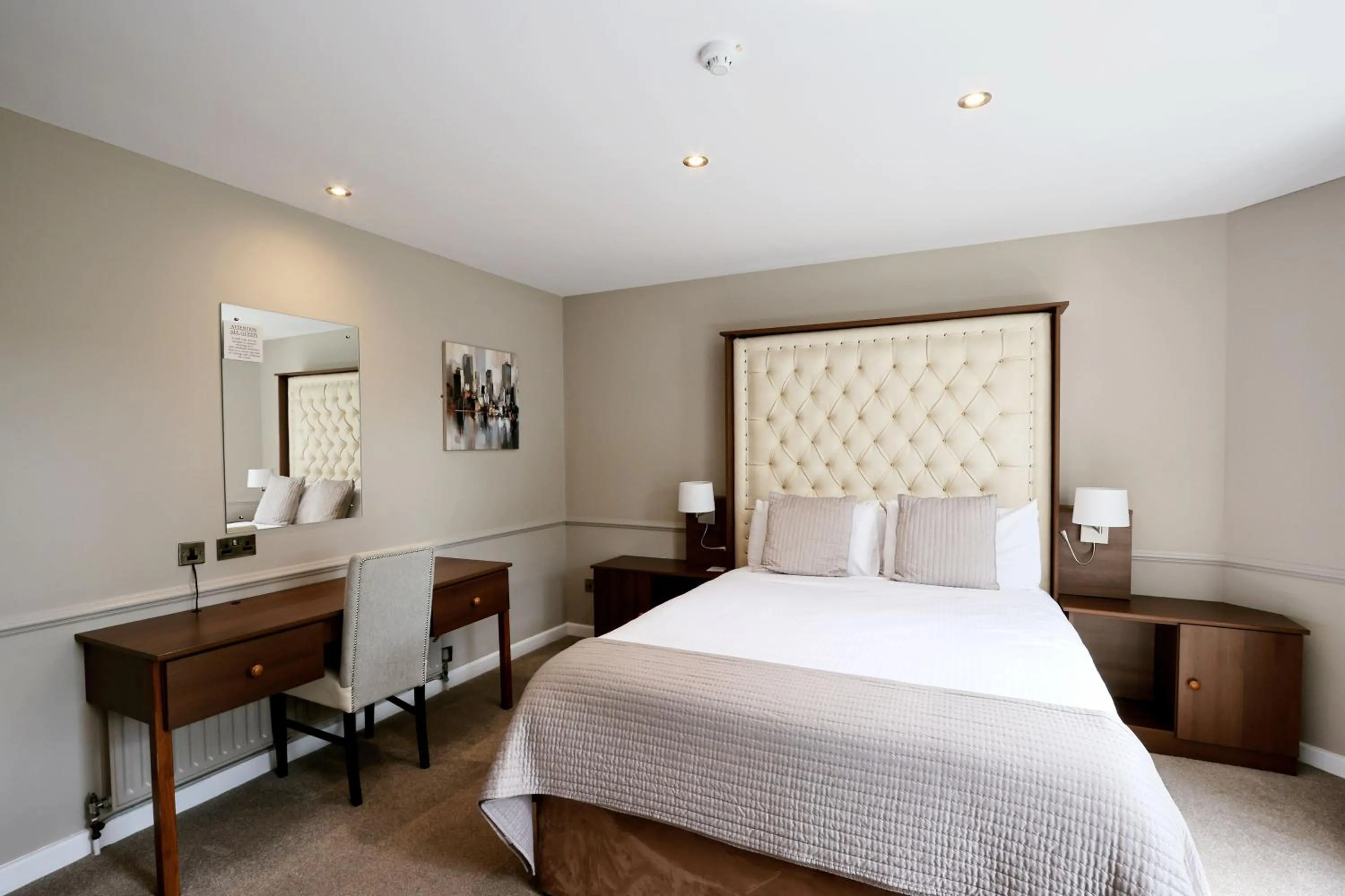 Bedroom, Bed in Glenavon House Hotel