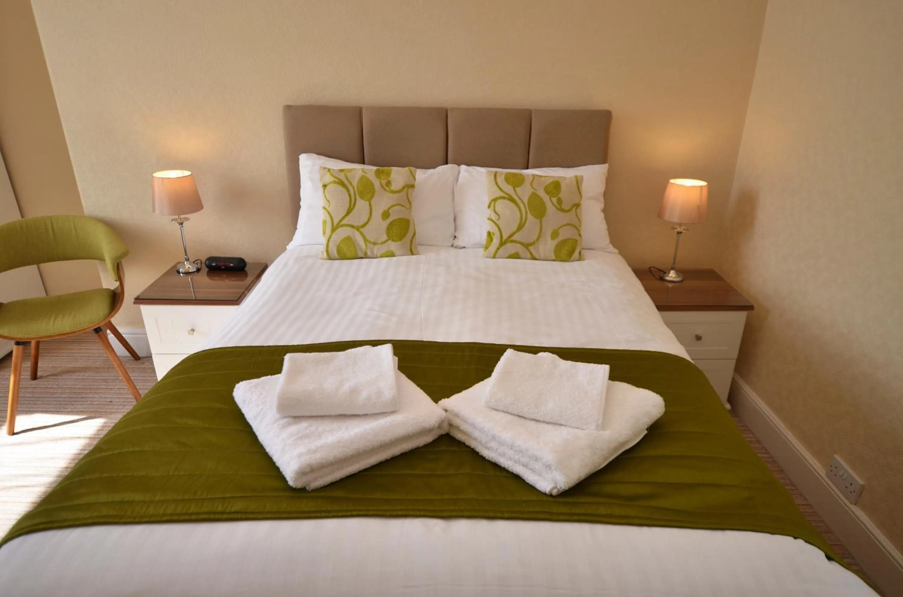 Bedroom, Bed in St. Hilary Guest House