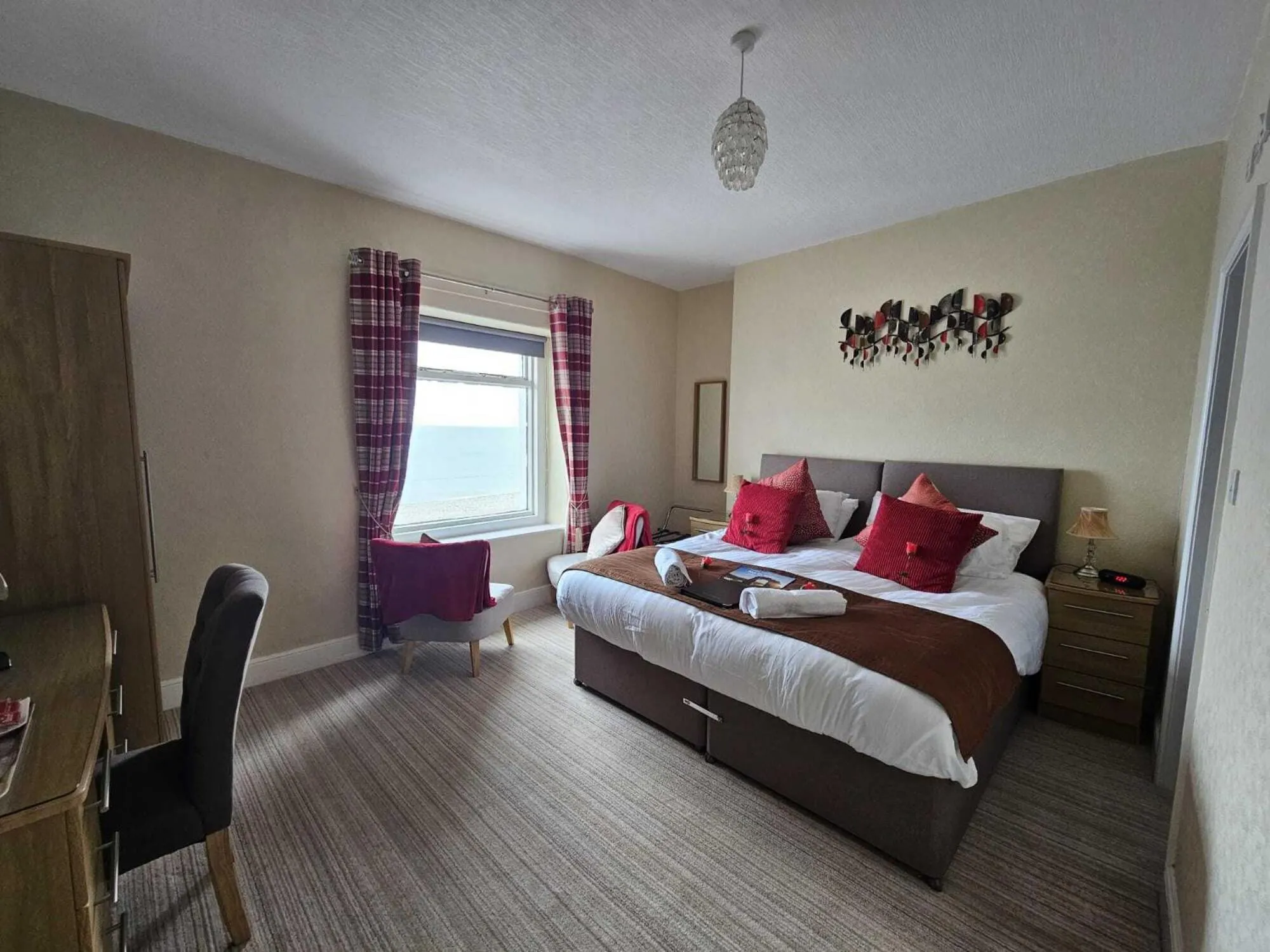 Bedroom, Bed in St. Hilary Guest House