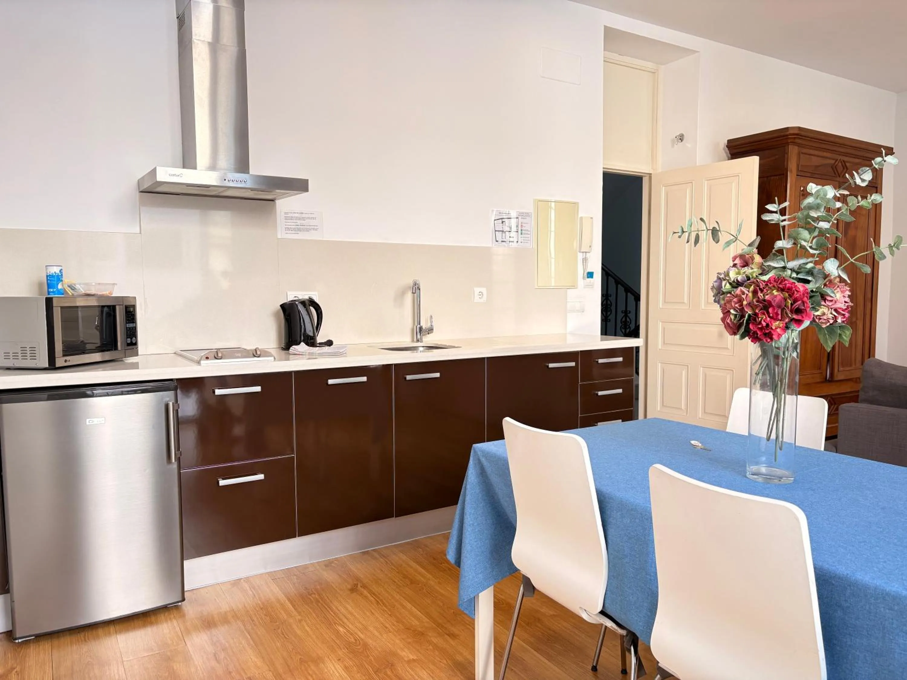 Seating area in Life Apartments Alberto Lista