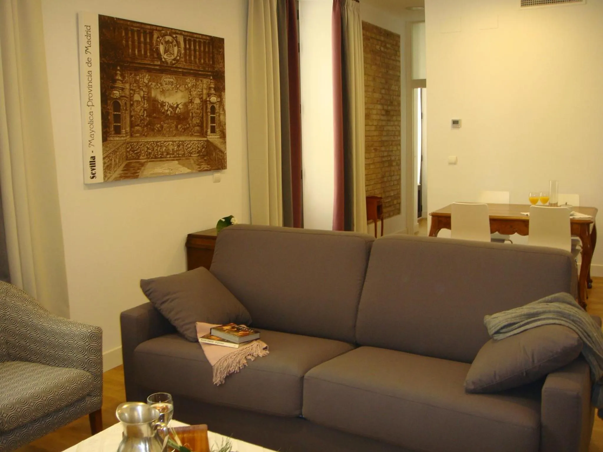 Living room in Life Apartments Alberto Lista