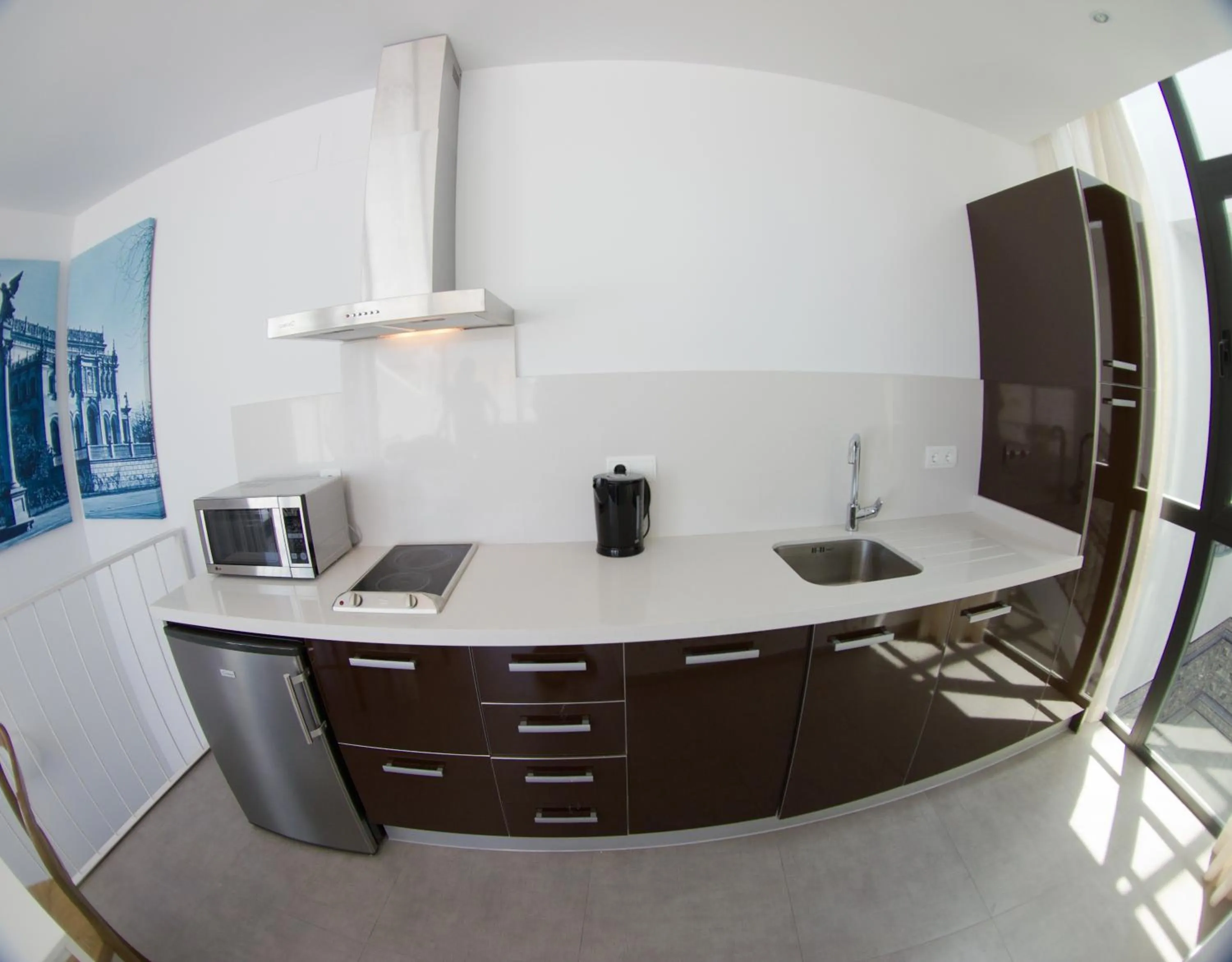 Kitchen or kitchenette in Life Apartments Alberto Lista