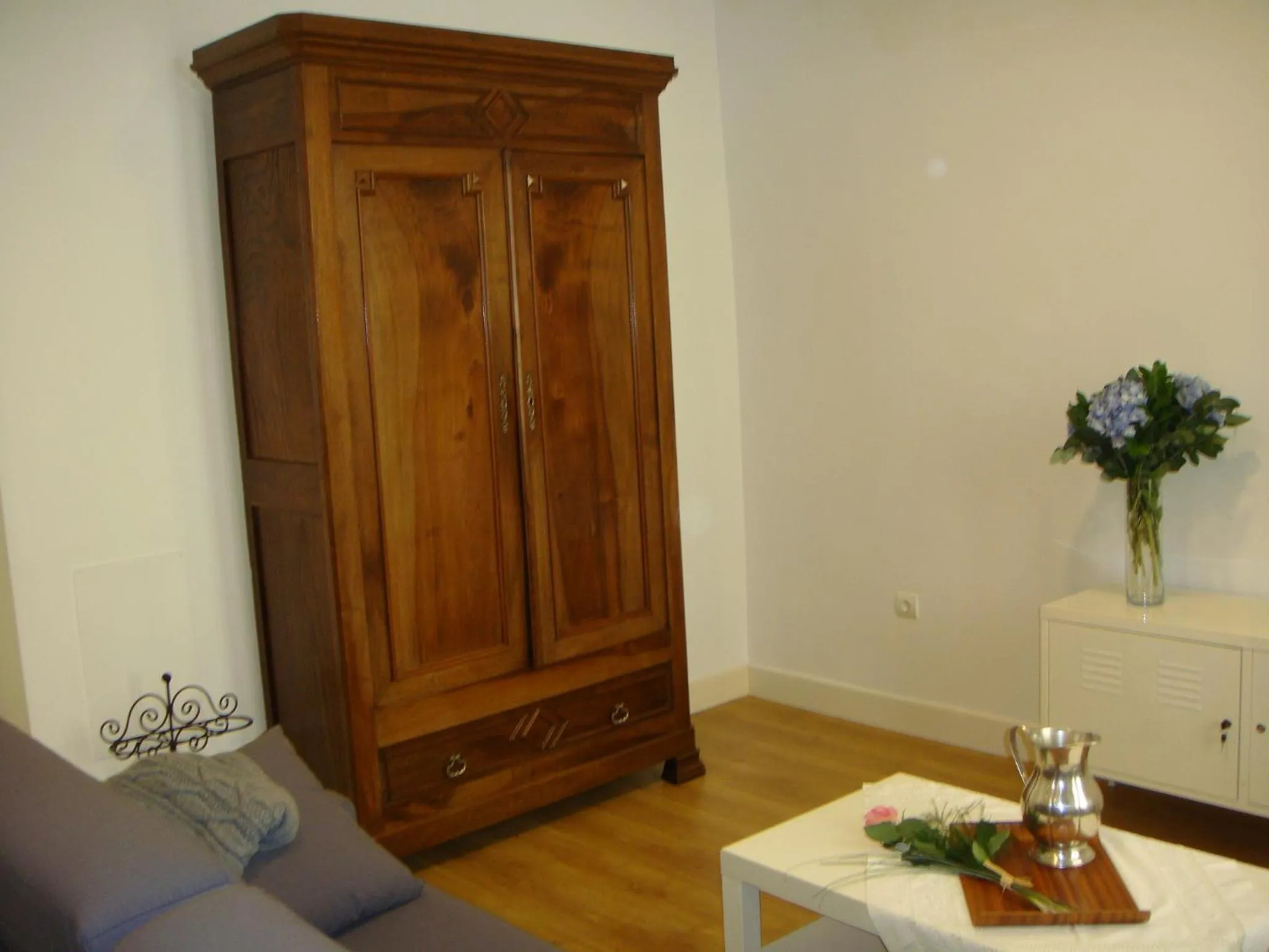 Decorative detail in Life Apartments Alberto Lista