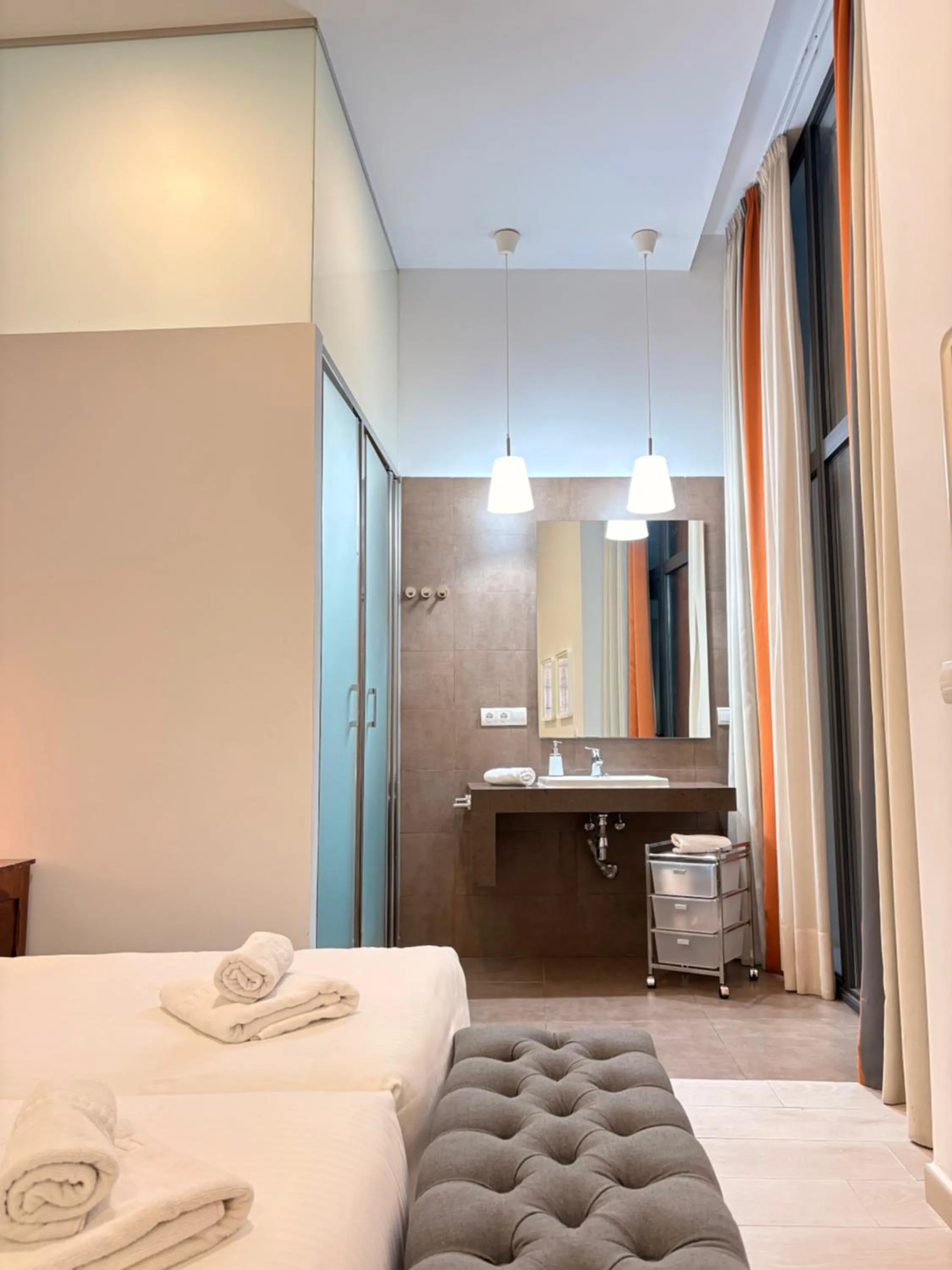 Toilet, Bed in Life Apartments Alberto Lista