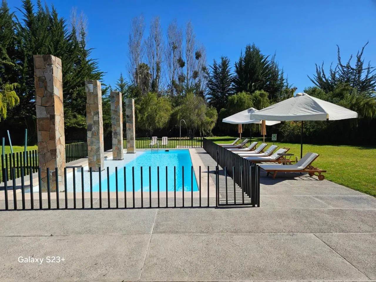 Swimming pool in Hotel Limari