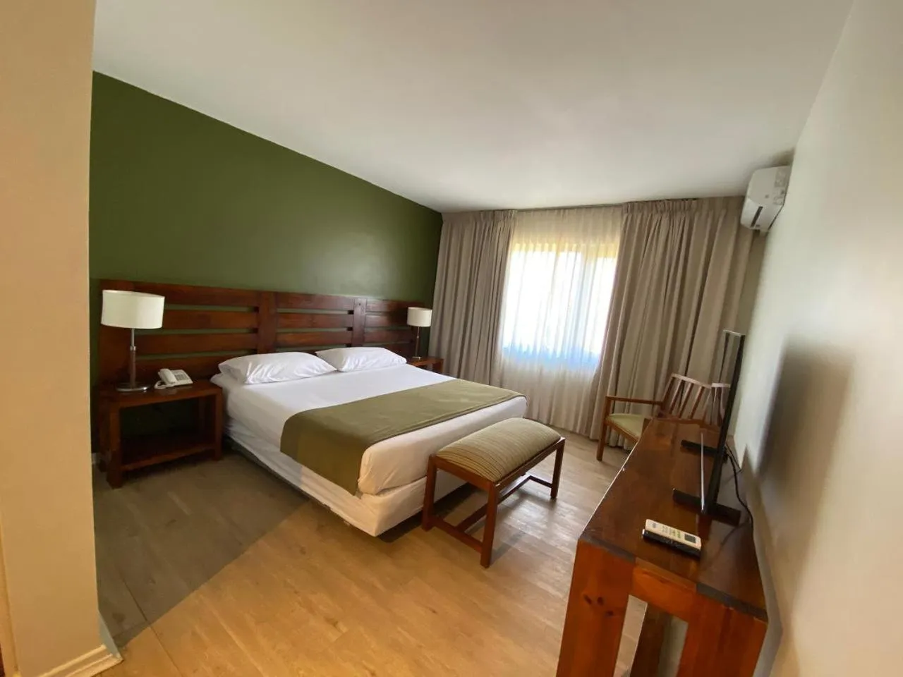 Photo of the whole room, Bed in Hotel Limari