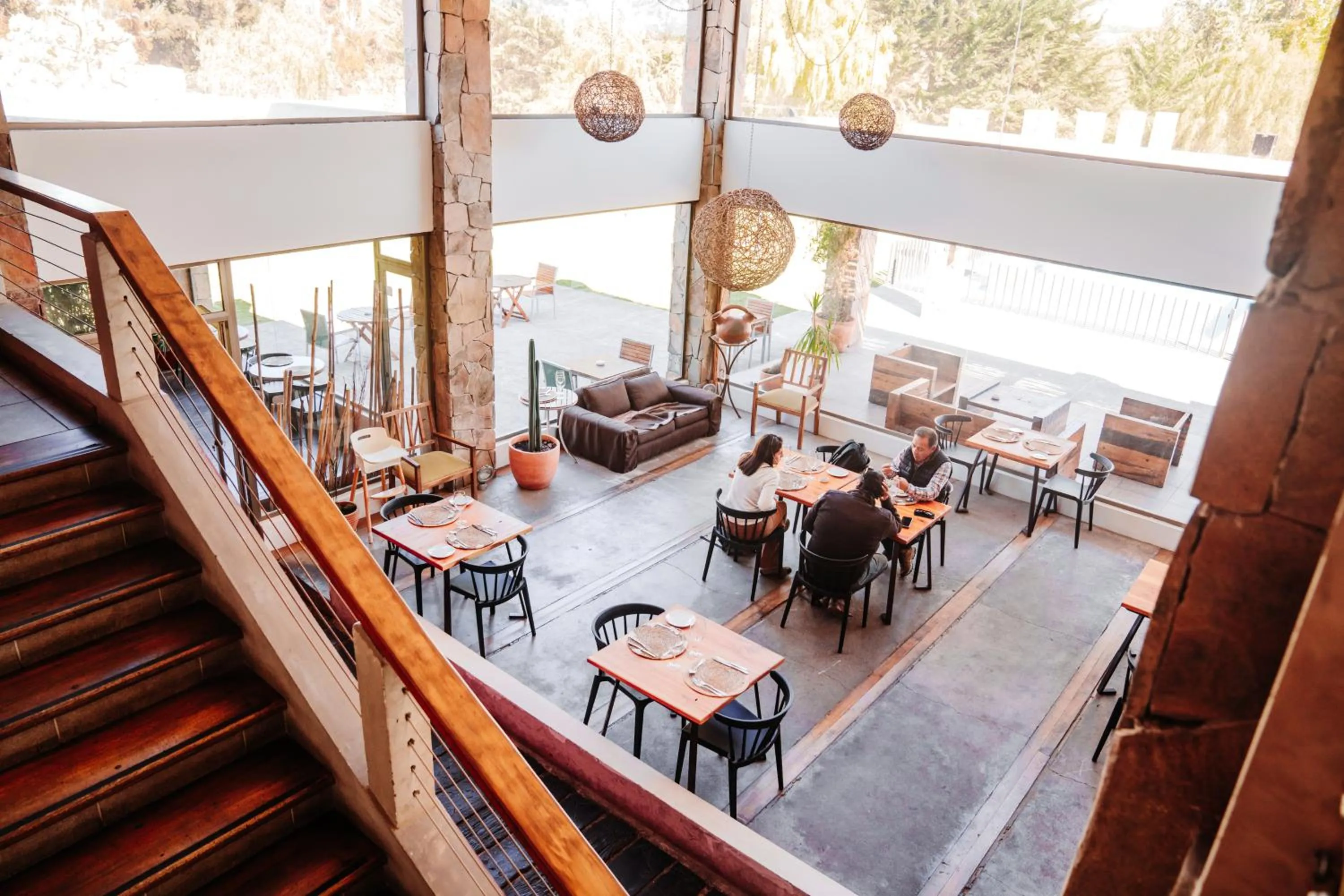 Restaurant/places to eat in Hotel Limari