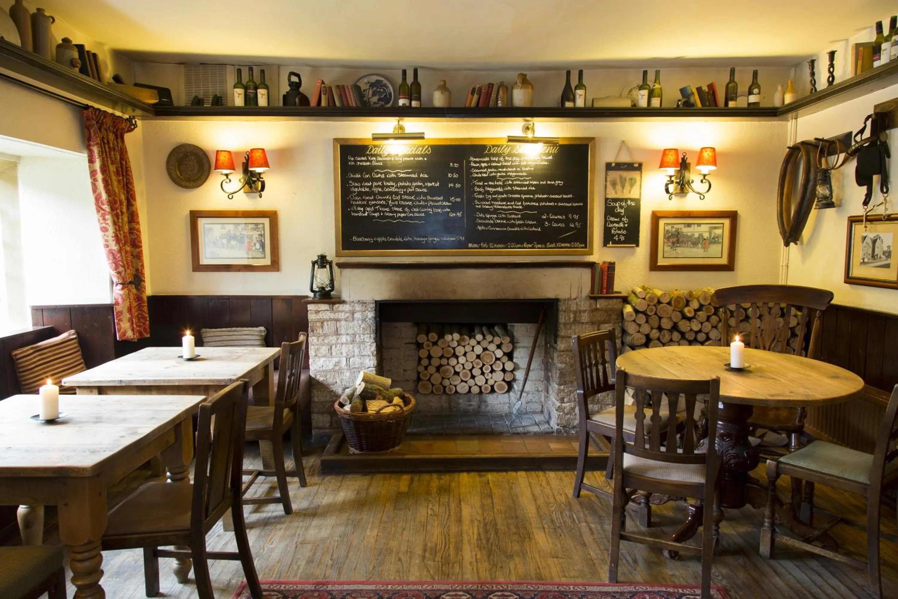 Restaurant/places to eat in The Colesbourne Inn