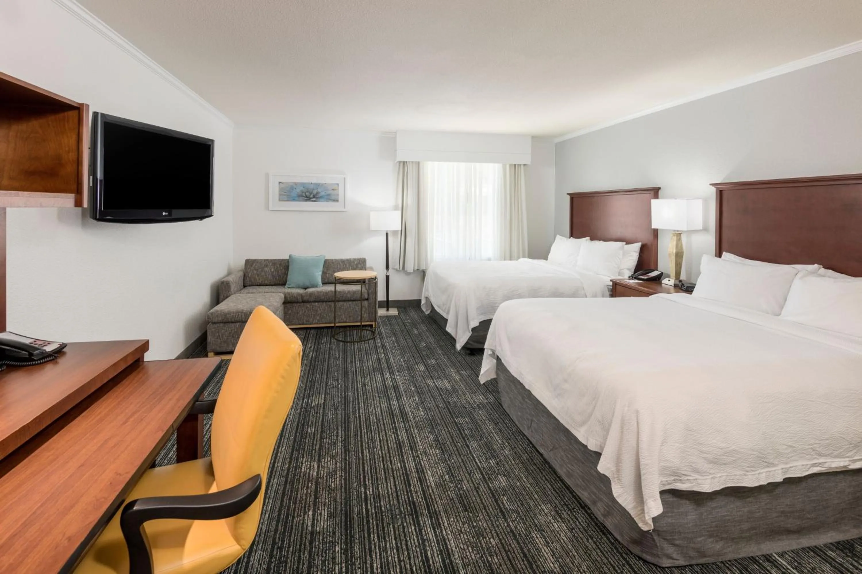 Photo of the whole room, Bed in TownePlace Suites by Marriott Tucson Williams Centre