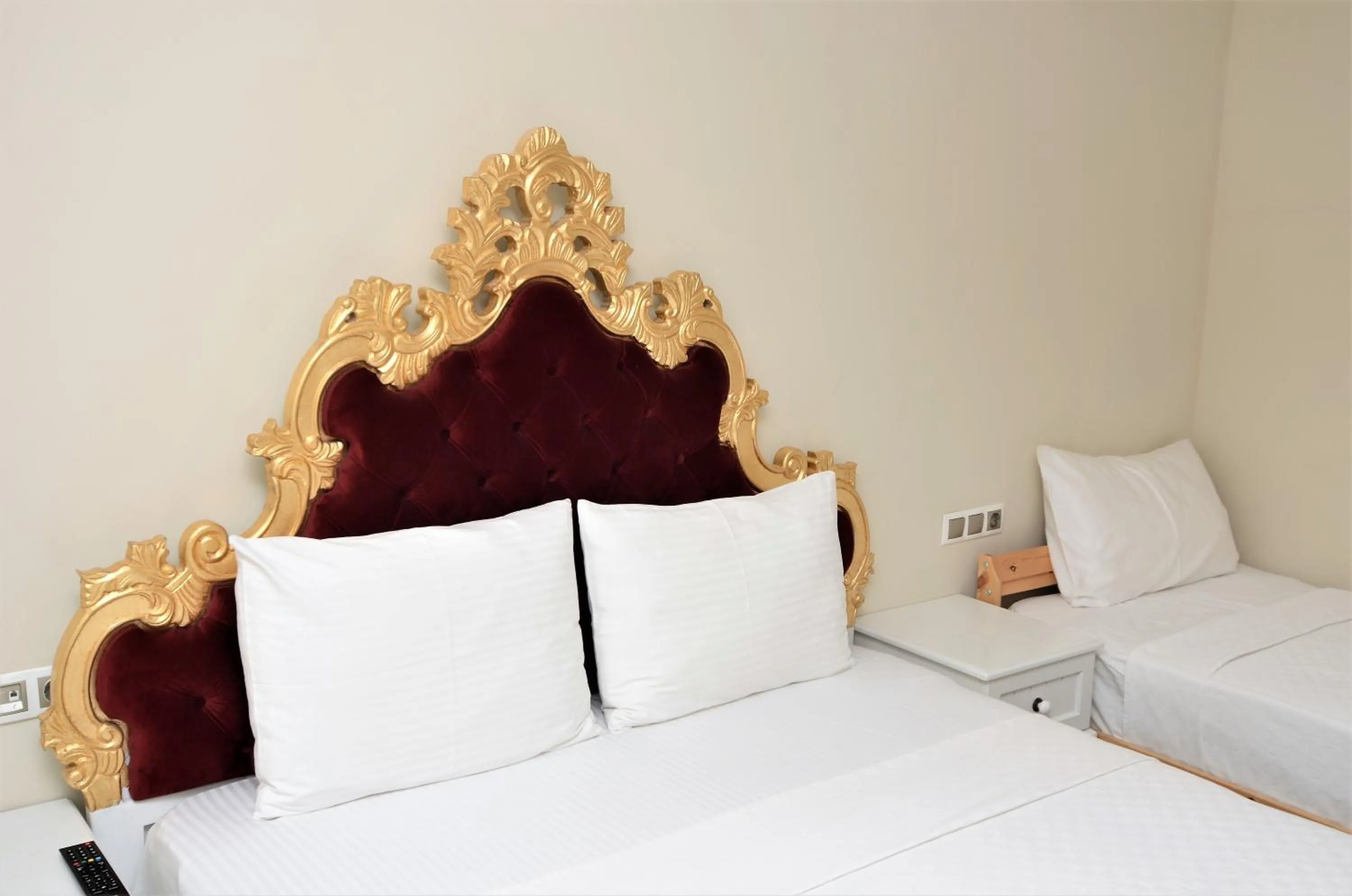 Bed in Grand Alaçatı Butik Hotel