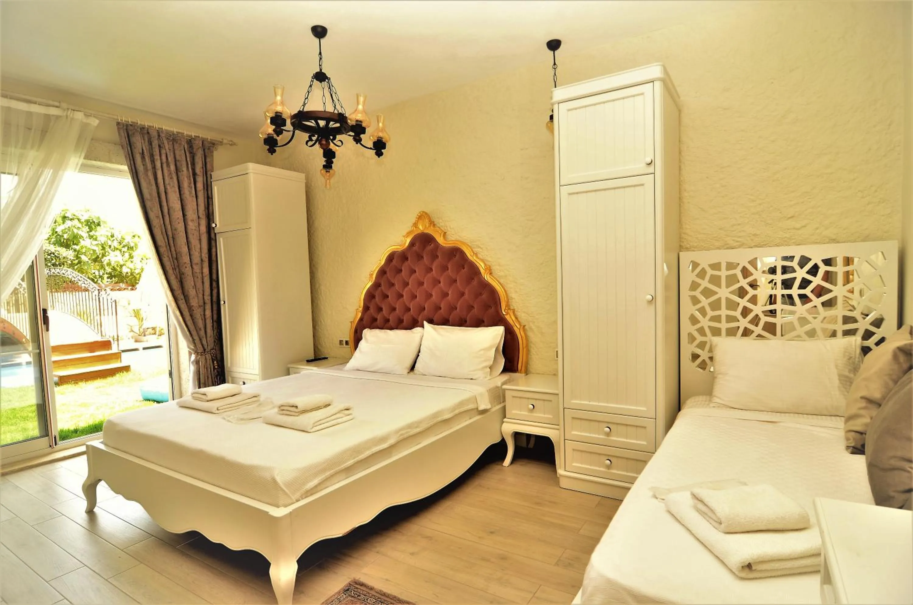 Bed in Grand Alaçatı Butik Hotel