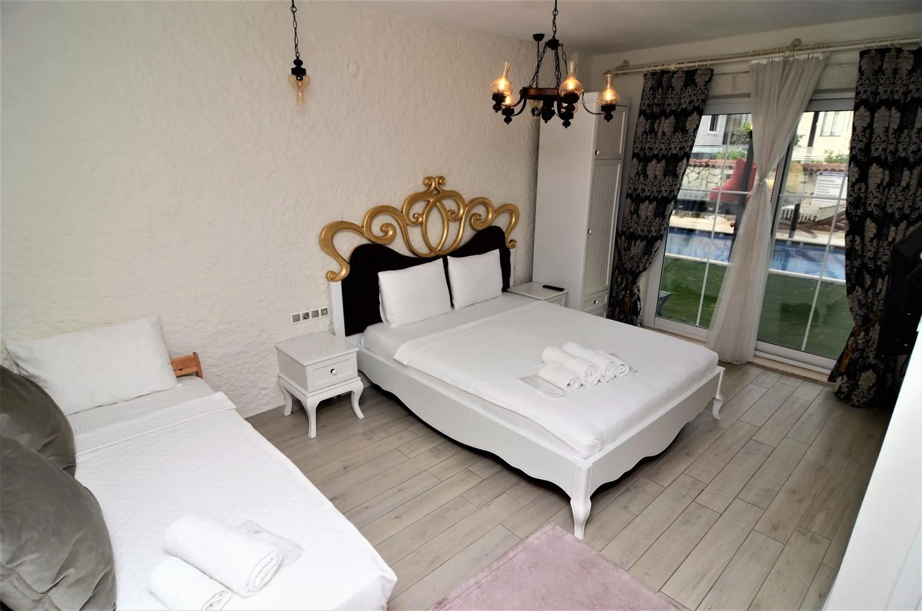 Bed in Grand Alaçatı Butik Hotel