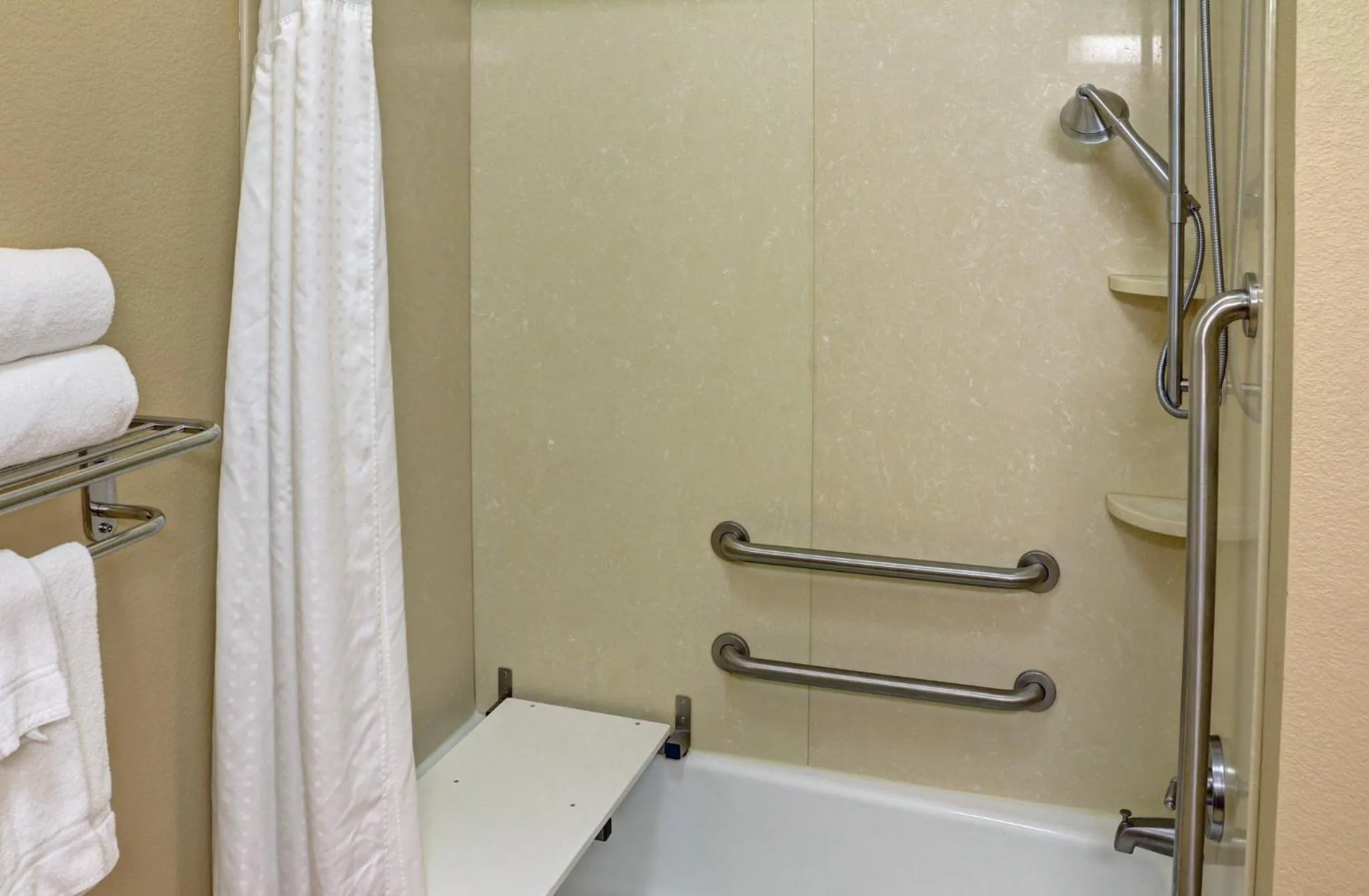 Bathroom in Holiday Inn Express Tyler South by IHG