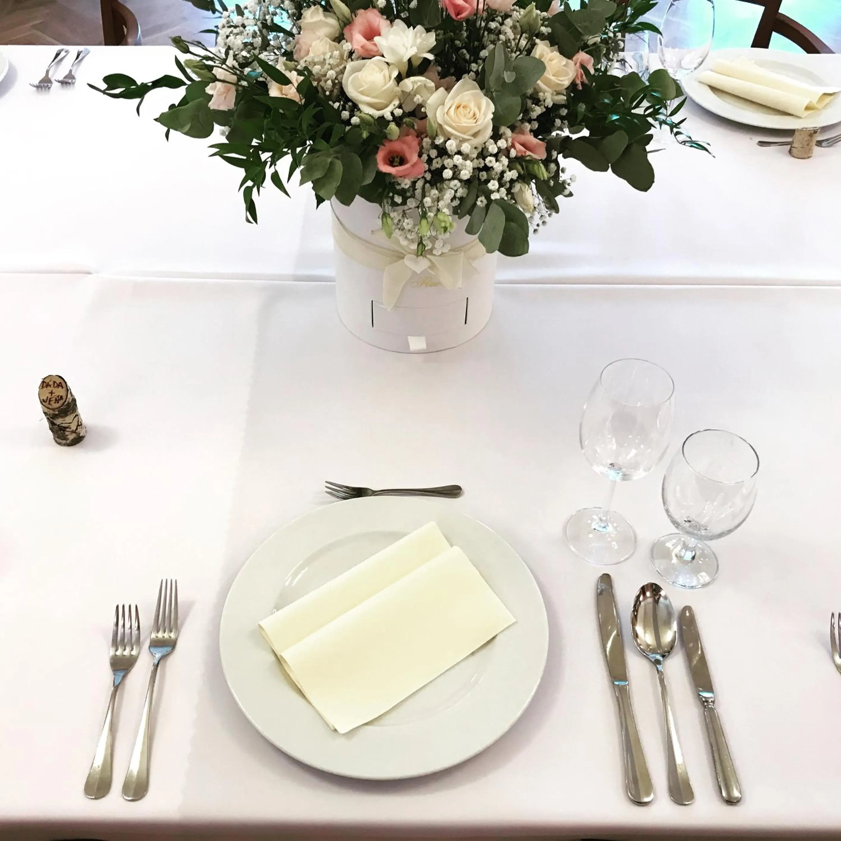 Restaurant/places to eat in Hotel Zámek Berchtold