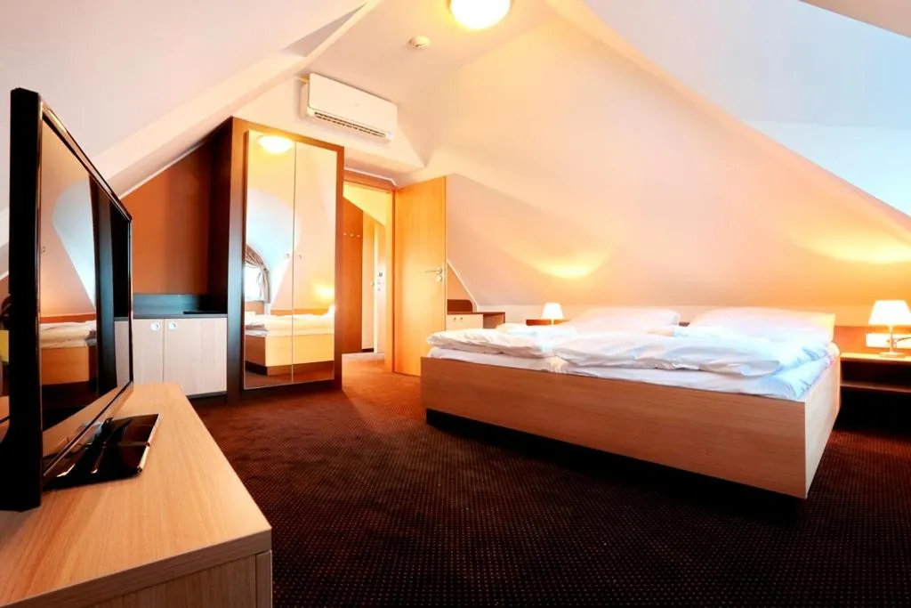 Bed in Hotel Zámek Berchtold