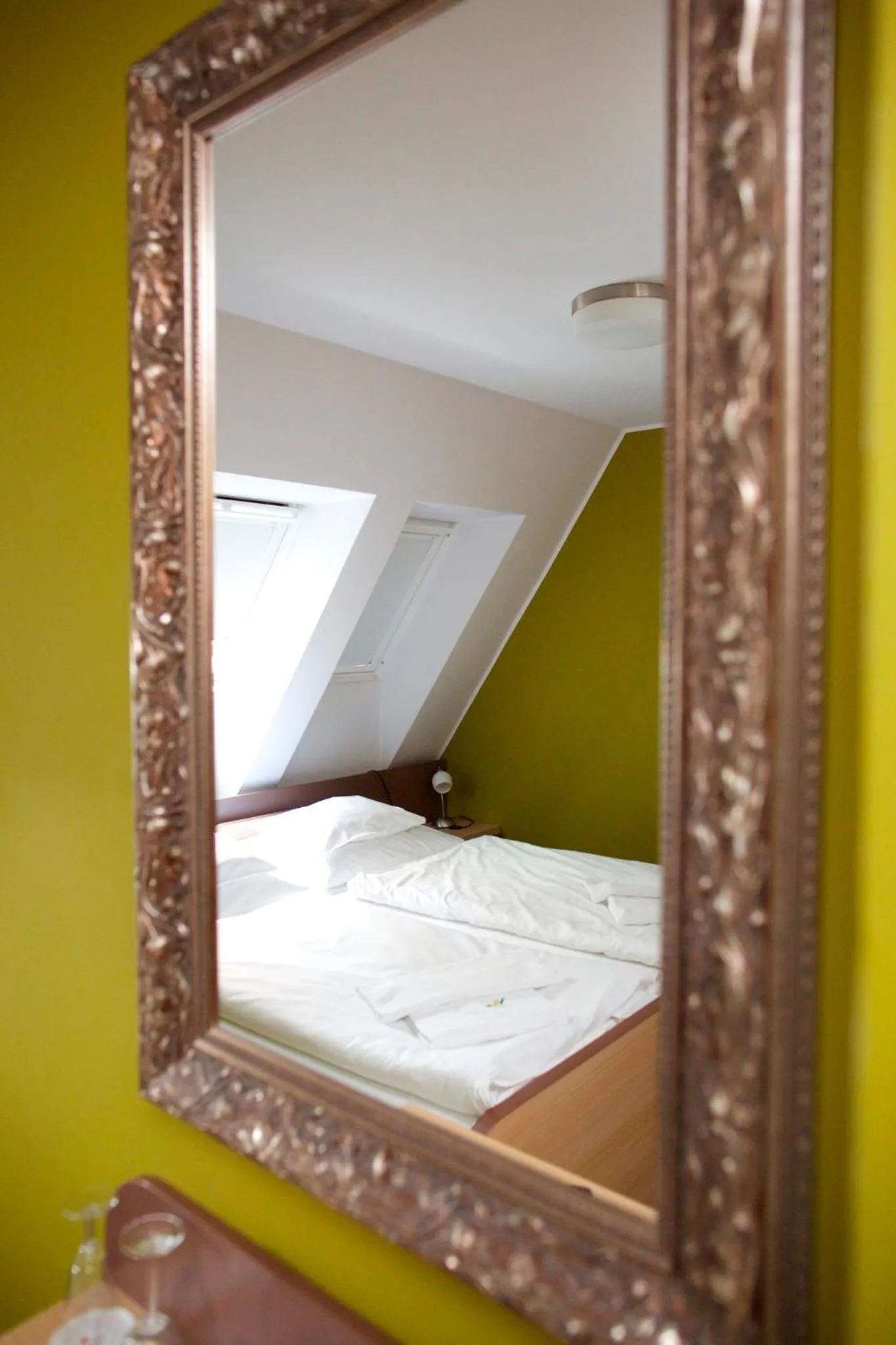 Garden, Bed in Hotel Zámek Berchtold