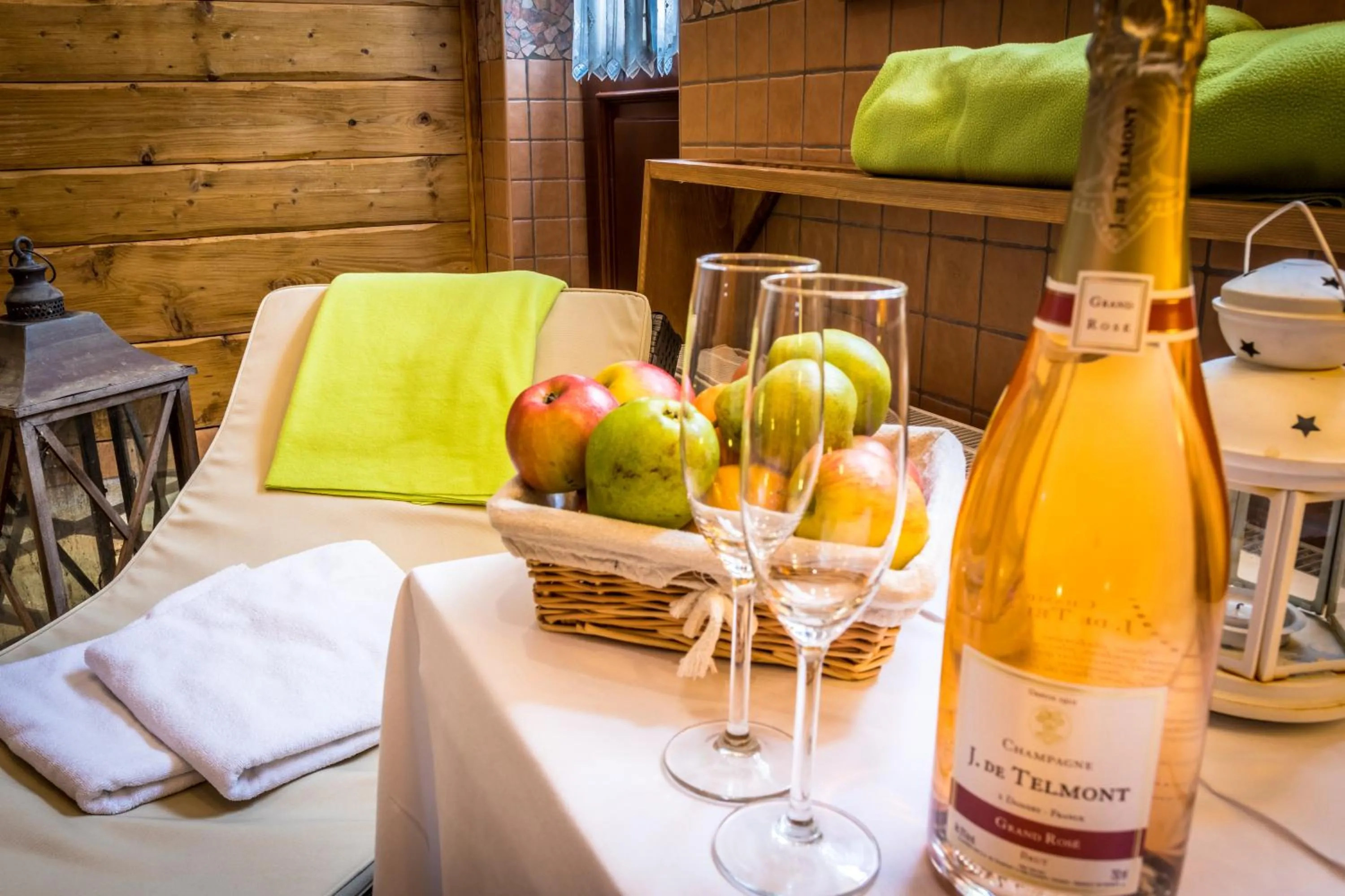 Spa and wellness centre/facilities in Apartmán-Hotel Jítravský Dvorec