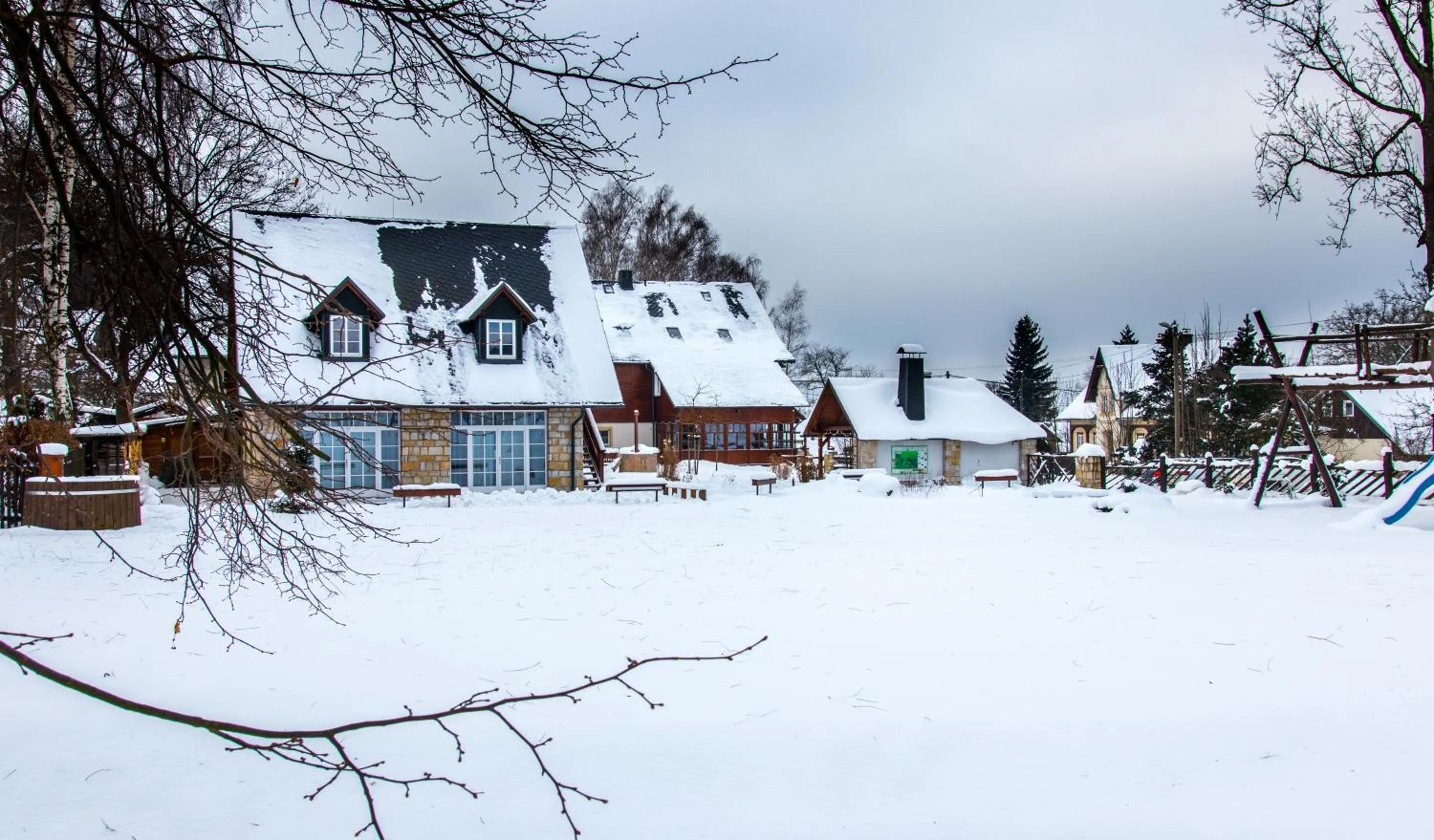 Property building in Apartmán-Hotel Jítravský Dvorec
