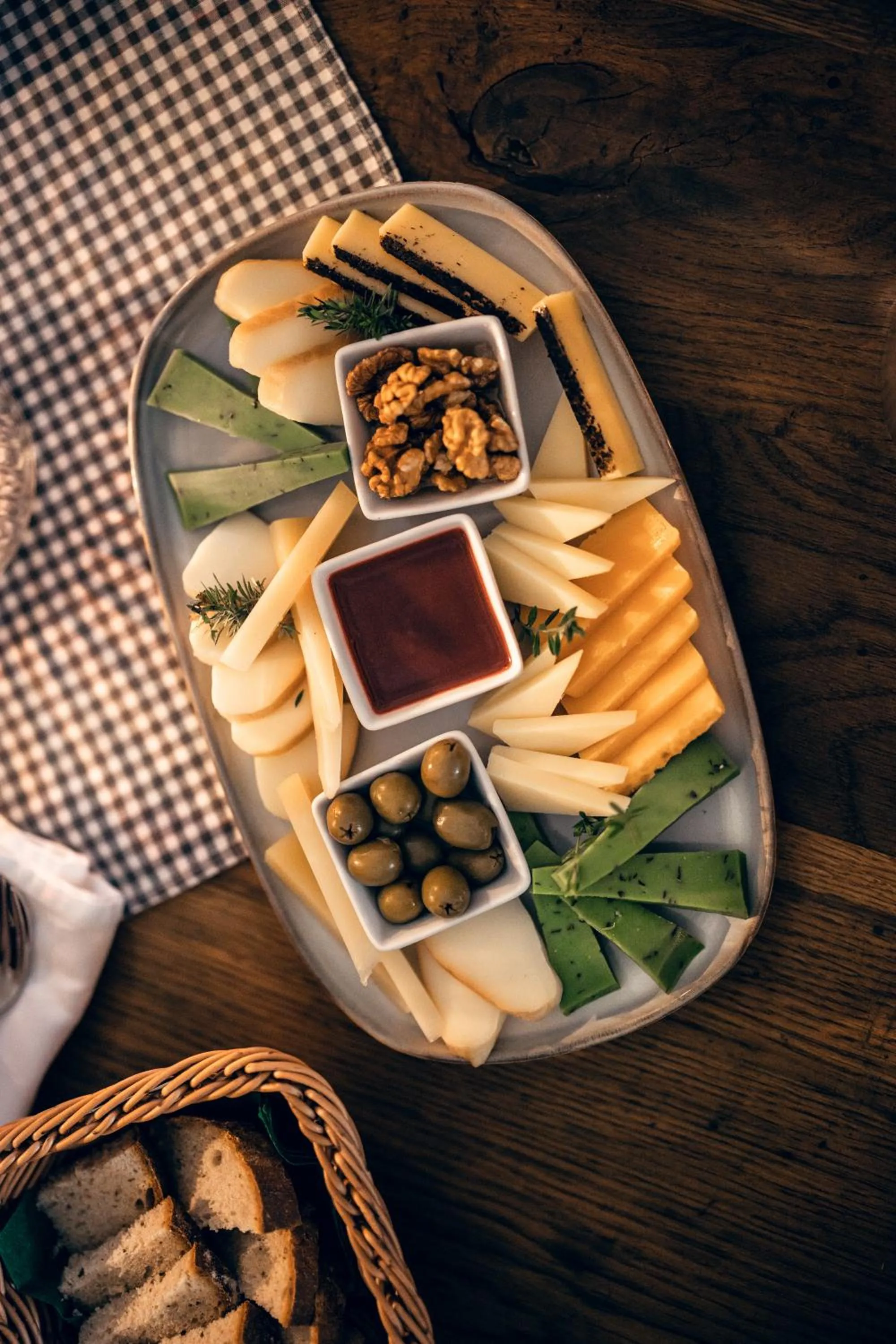 Restaurant/places to eat in Apartmán-Hotel Jítravský Dvorec