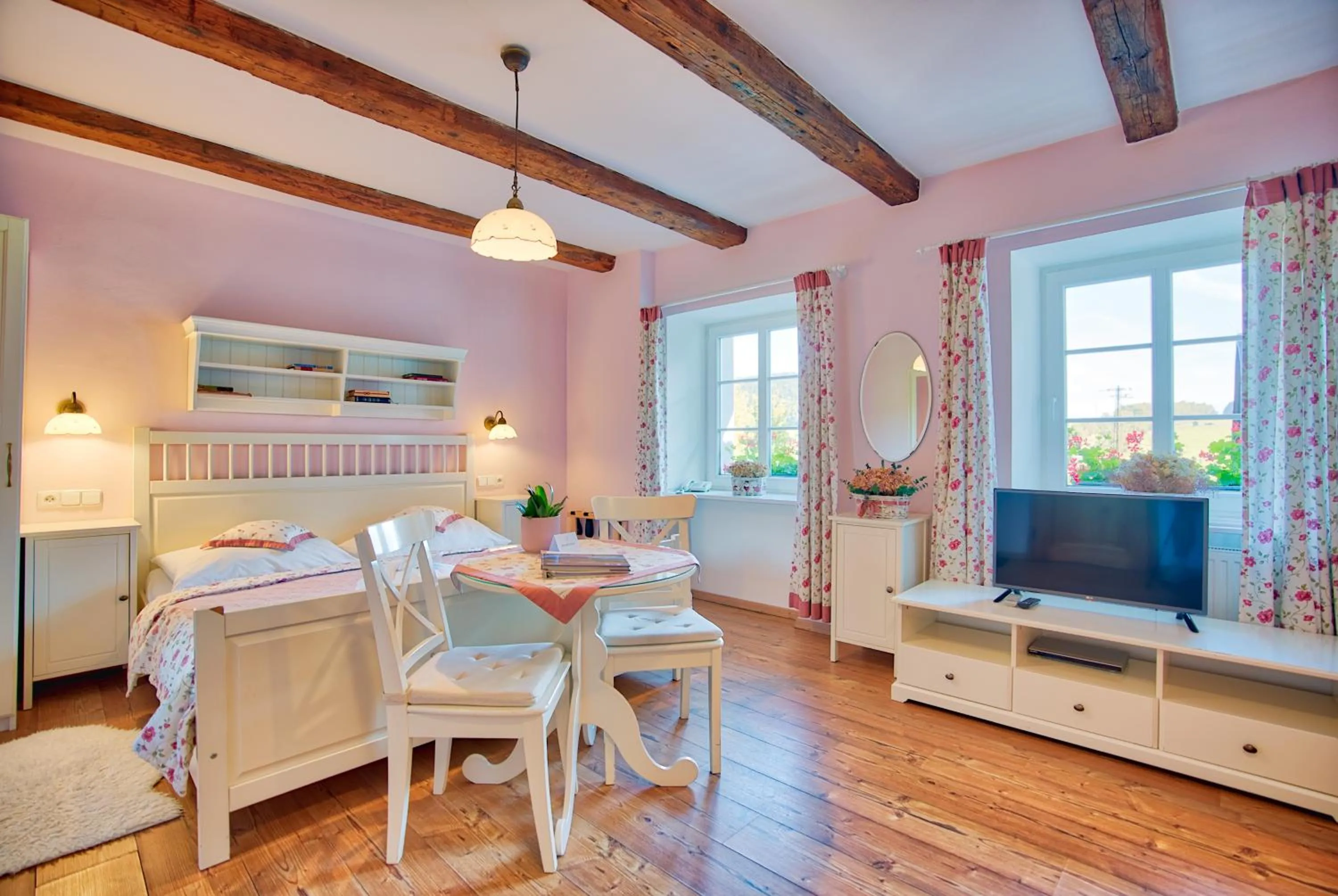 Bed in Apartmán-Hotel Jítravský Dvorec