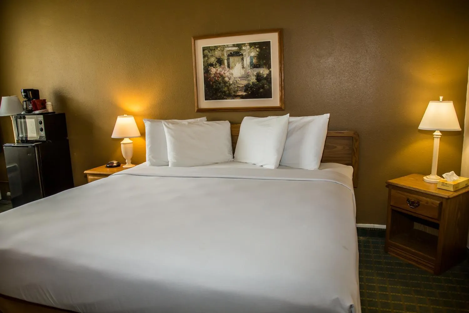 Bedroom, Bed in Baymont by Wyndham Fargo