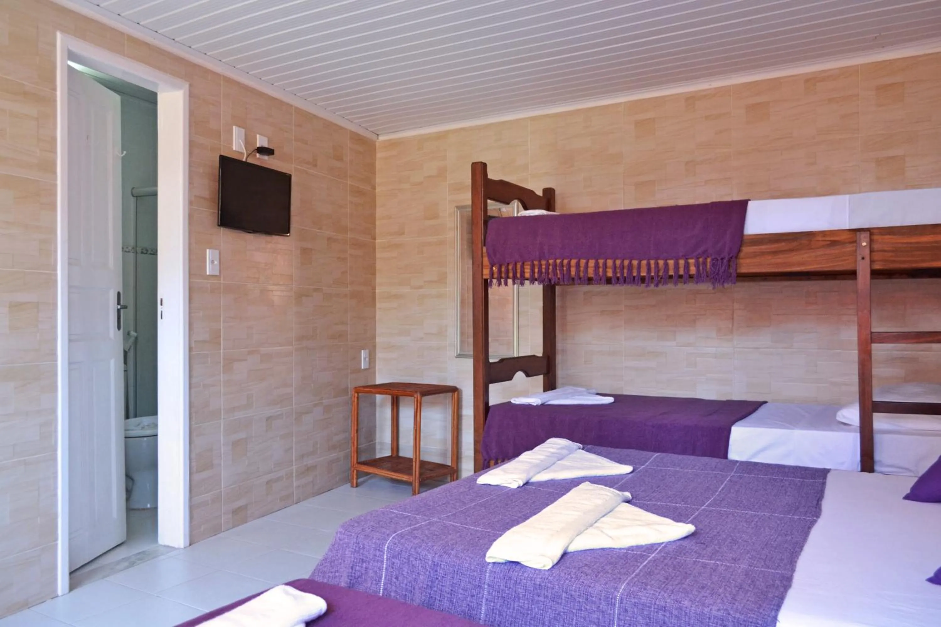 TV and multimedia, Bed in Pousada Aconchego