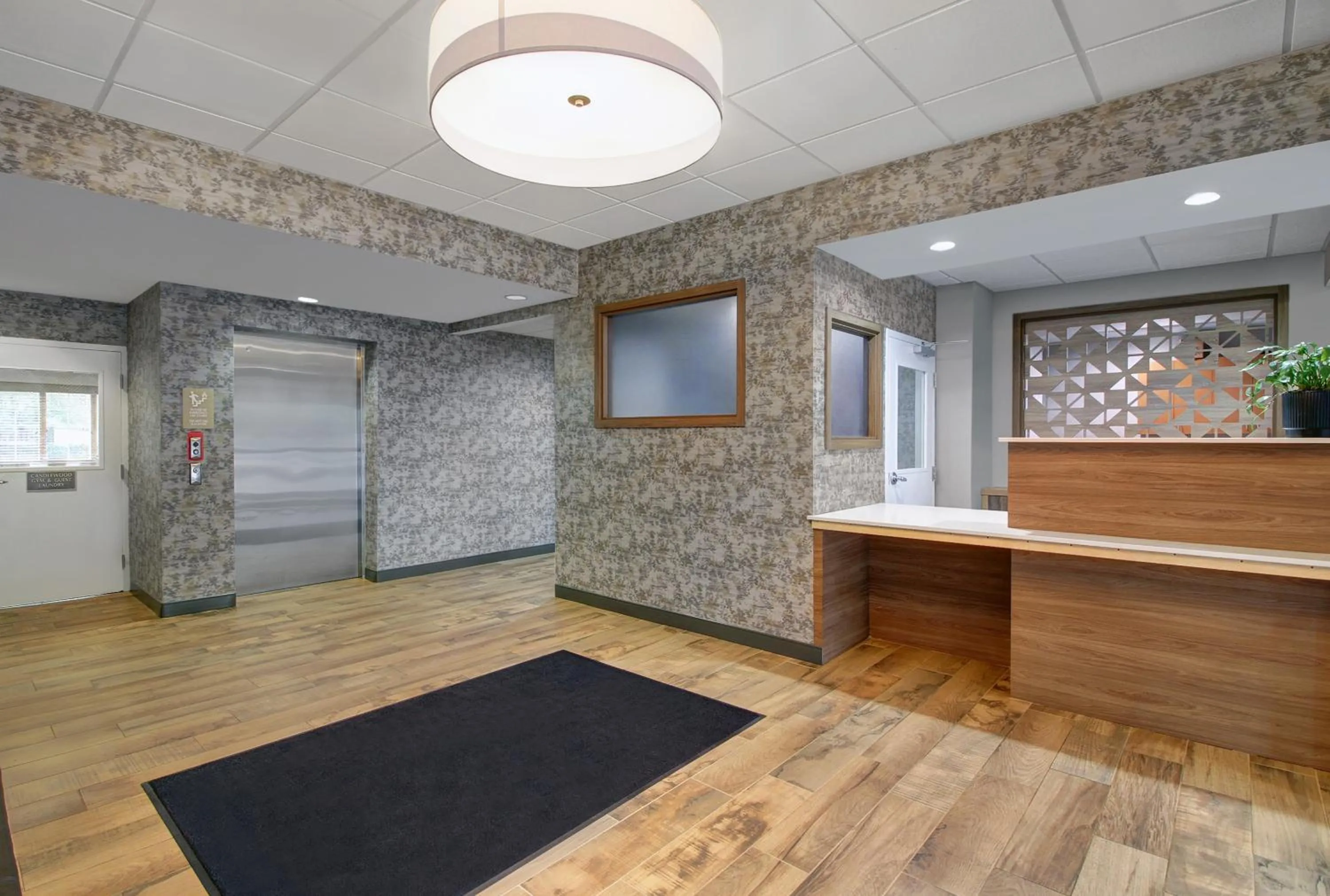 Lobby or reception in Candlewood Suites Winchester by IHG