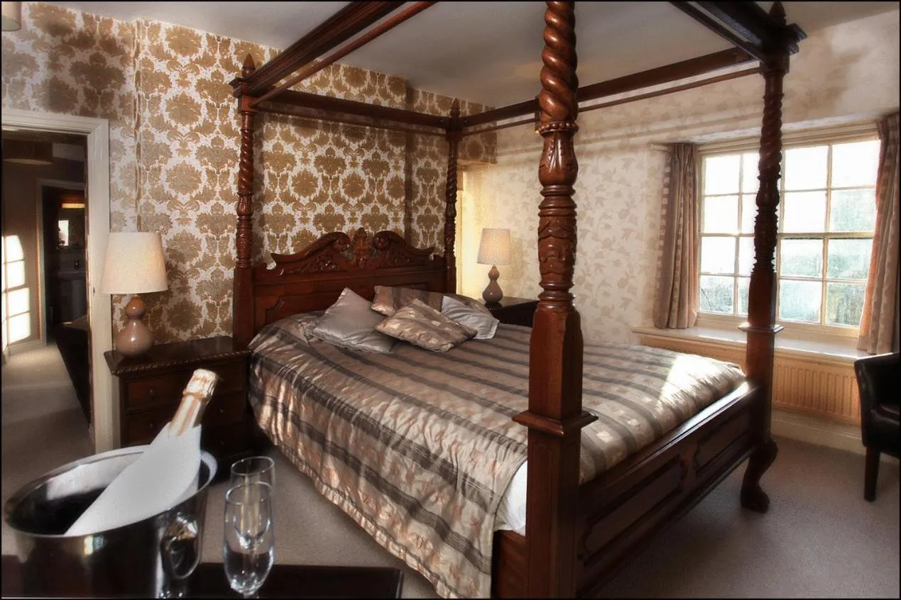 Bed in Ox Pasture Hall Hotel