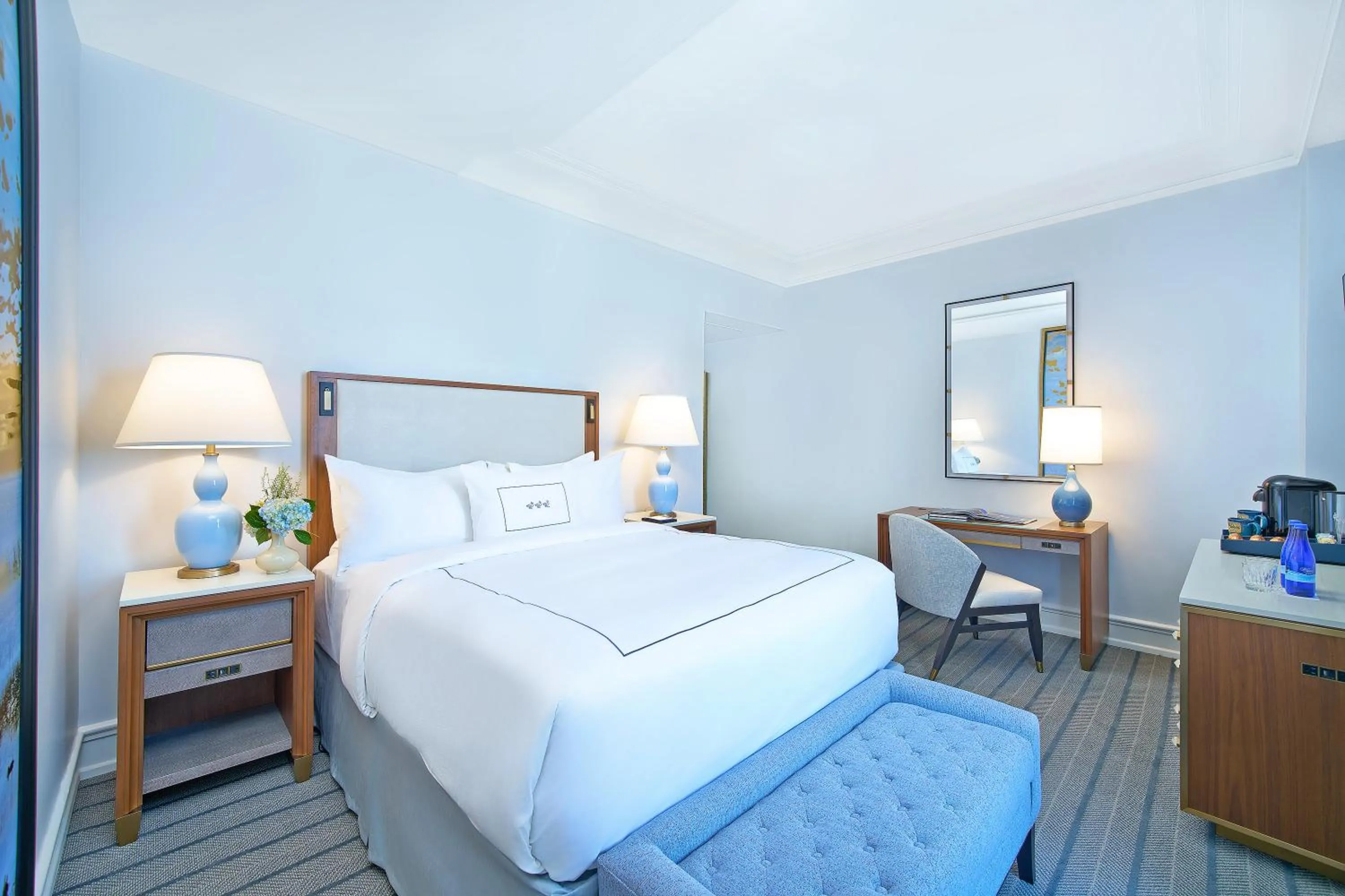 Bed in Peabody Memphis