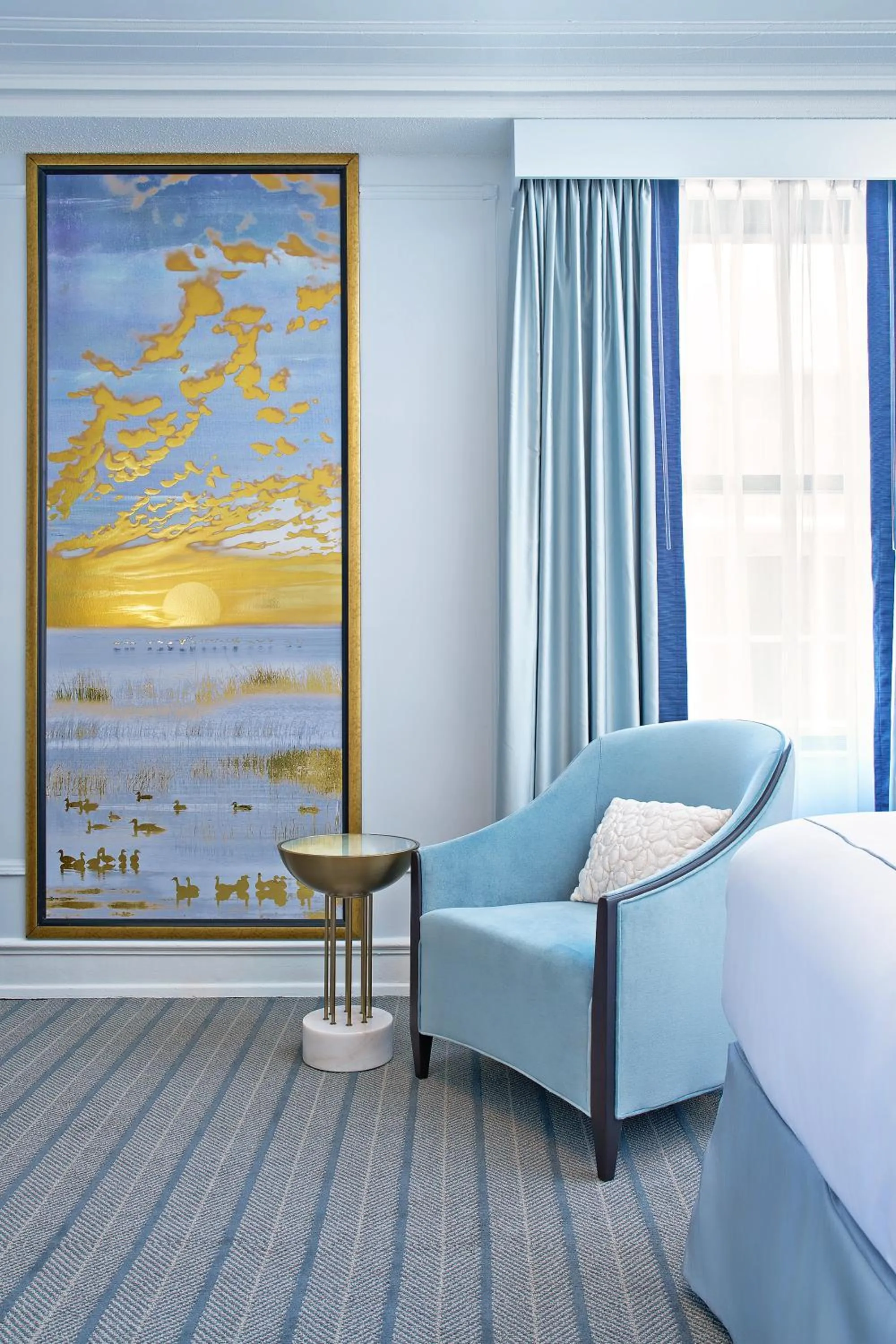 Bed in Peabody Memphis